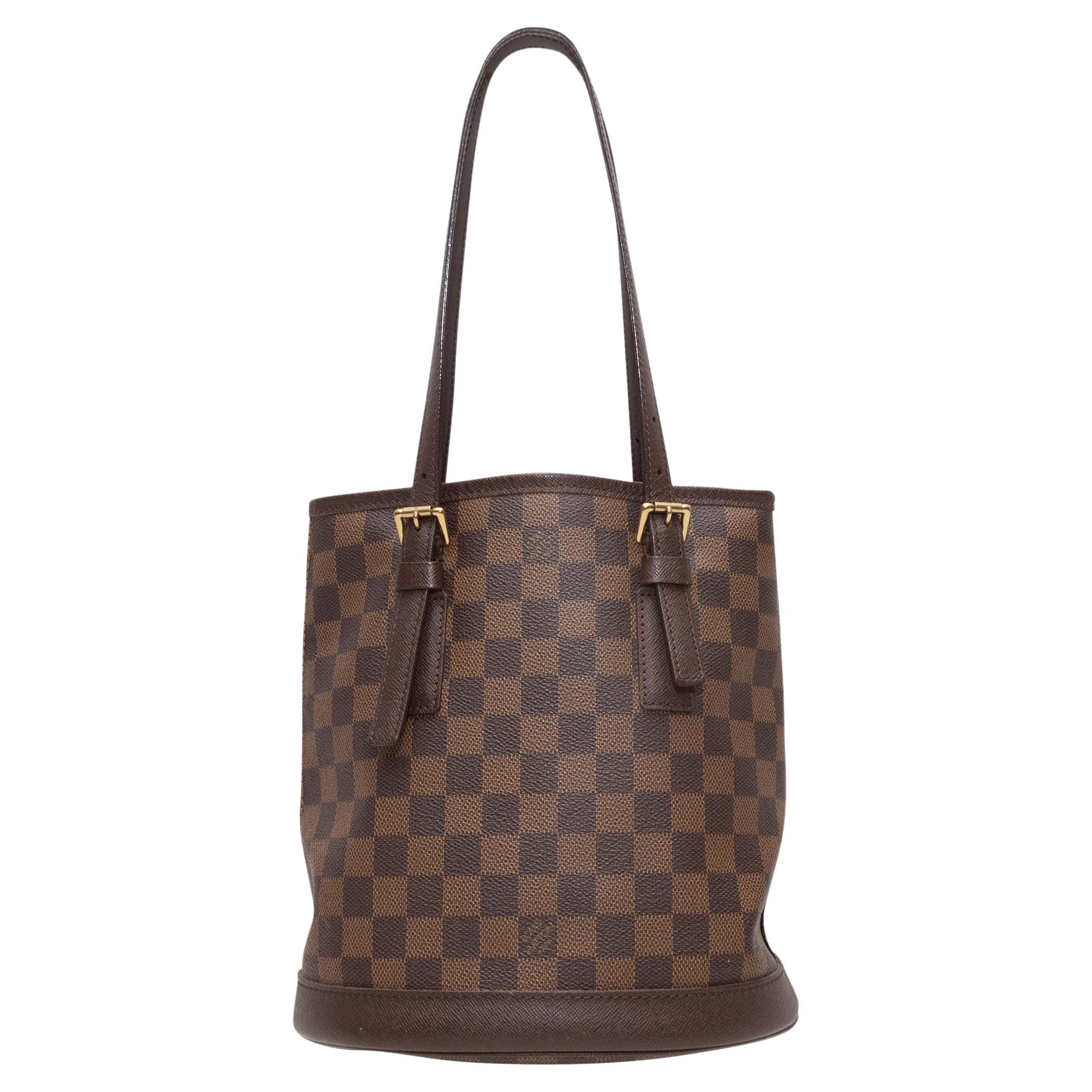 Sac Bucket 23 Damier Ebene Marais de Louis Vuitton en marron
