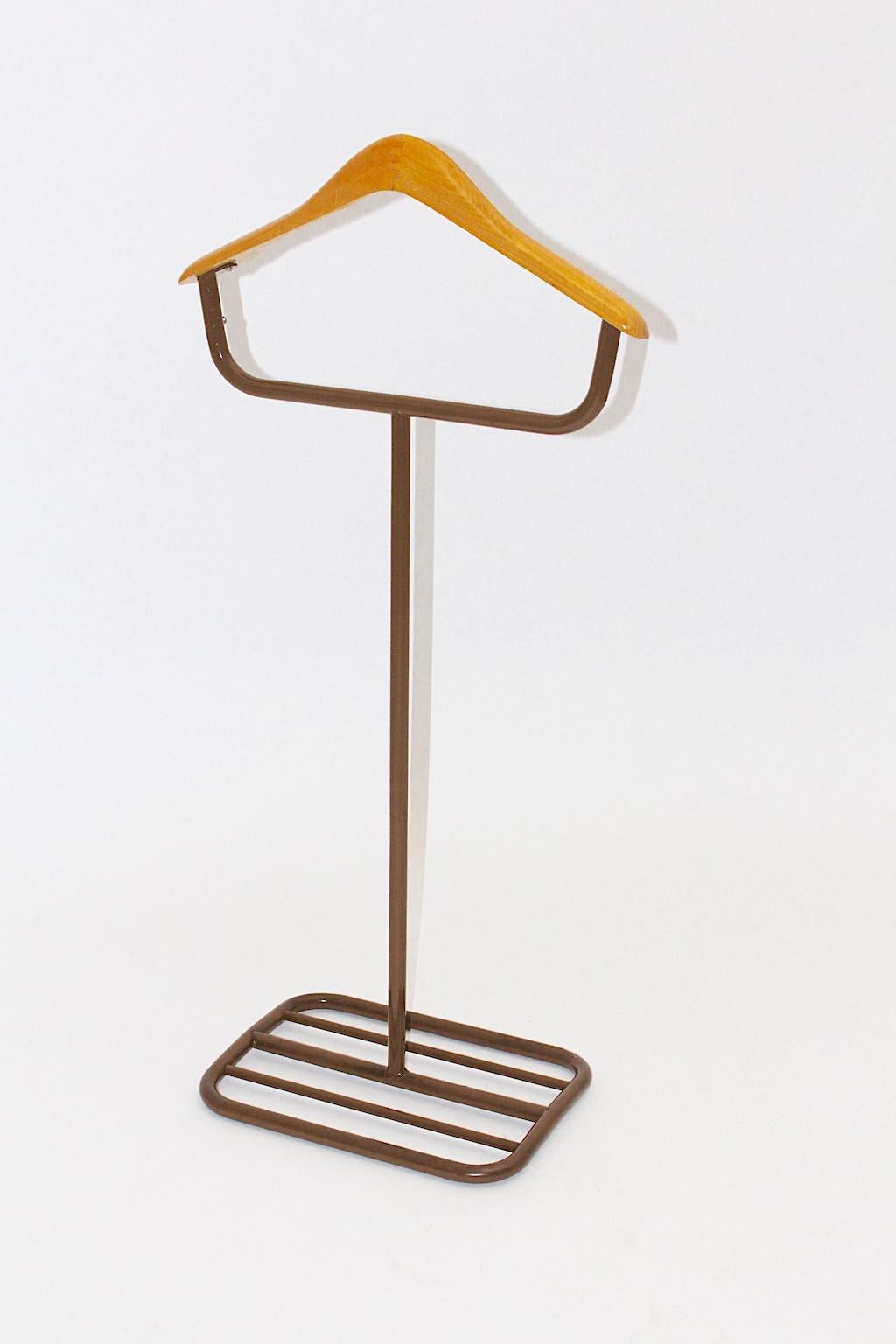 20th Century Brown Metal Beech Bauhaus Vintage Valet Coat Rack and Stands 1930s Germany For Sale