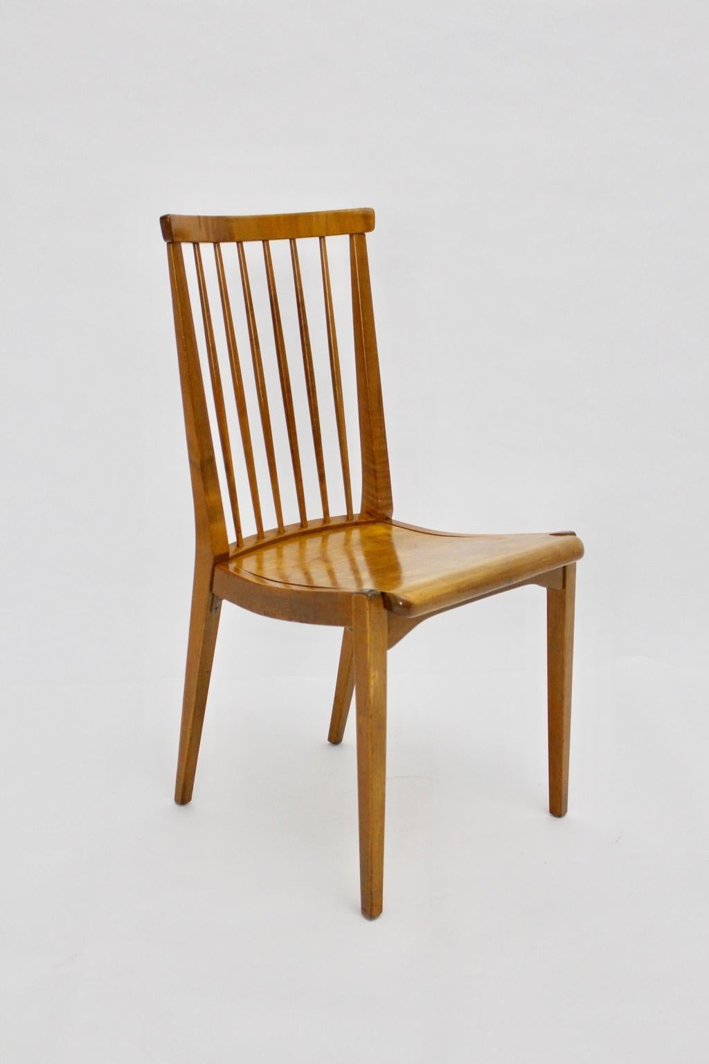 Austrian Brown Mid-Century Modern Maple Tree Chair by Otto Niedermoser for Thonet For Sale