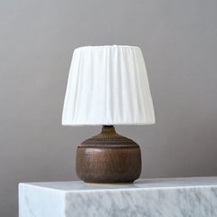 Brown Mid-Century Stoneware Table Lamp by Klase Höganäs, Sweden, 1960s.