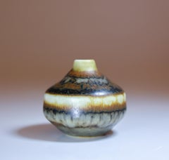 Vaso marrone in miniatura, Carl-Harry Stålhane, Rörstrand, metà del secolo scorso