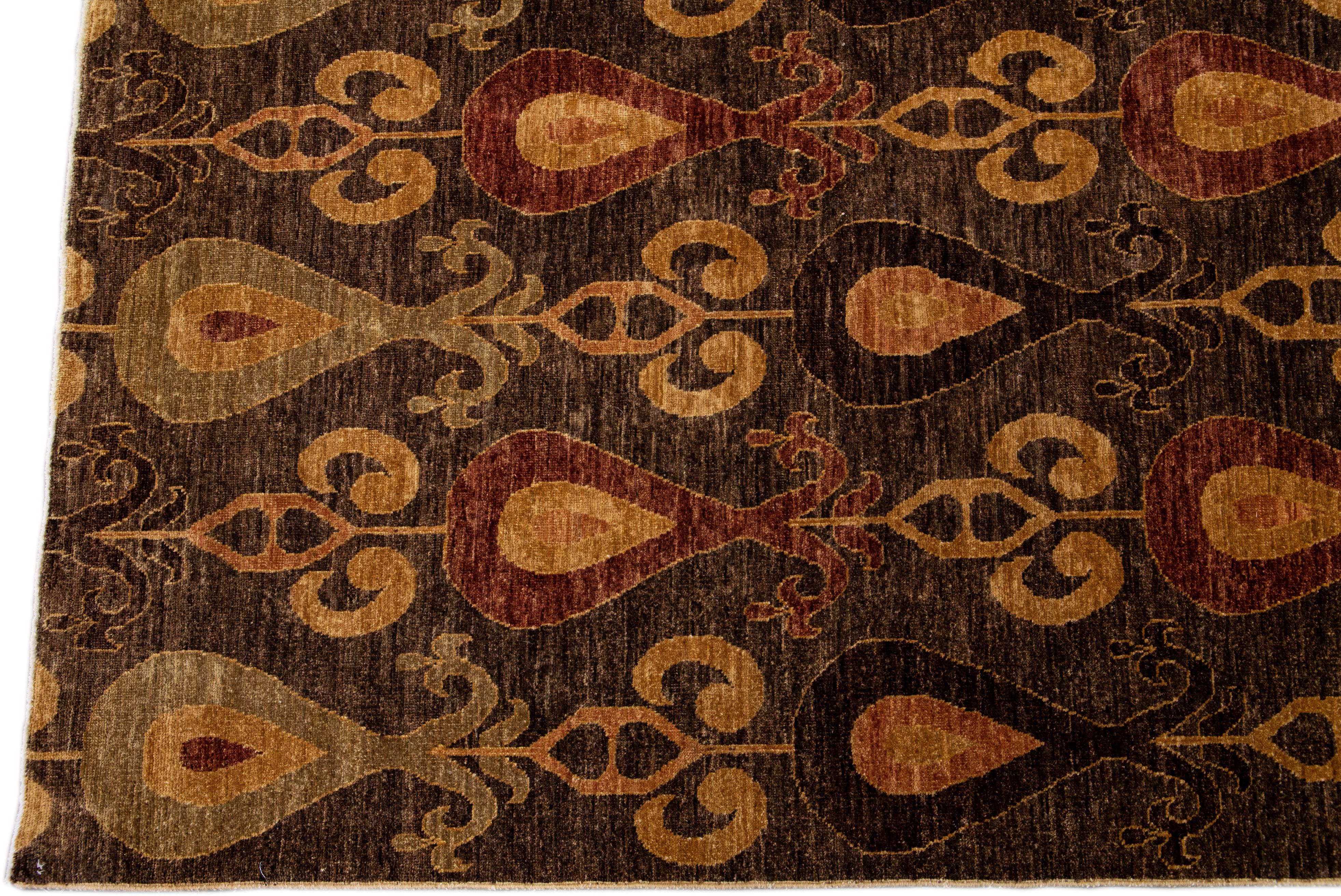 Mid-Century Modern Brown Modern Ikat Handmade Geometric Pattern Designed Wool Rug For Sale