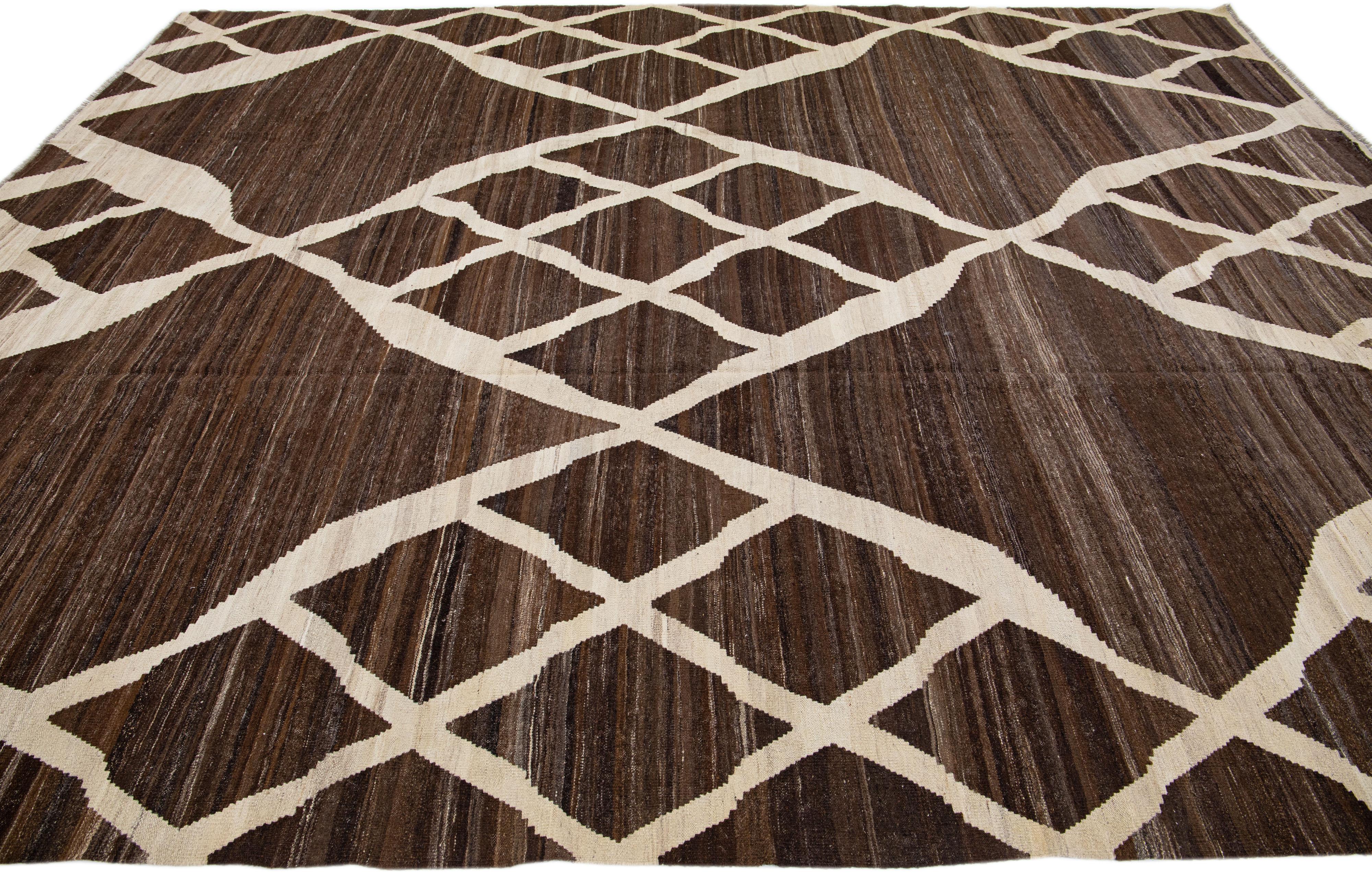 Hand-Knotted Brown Modern Kilim Flatweave Wool Rug with Geometric Motif For Sale