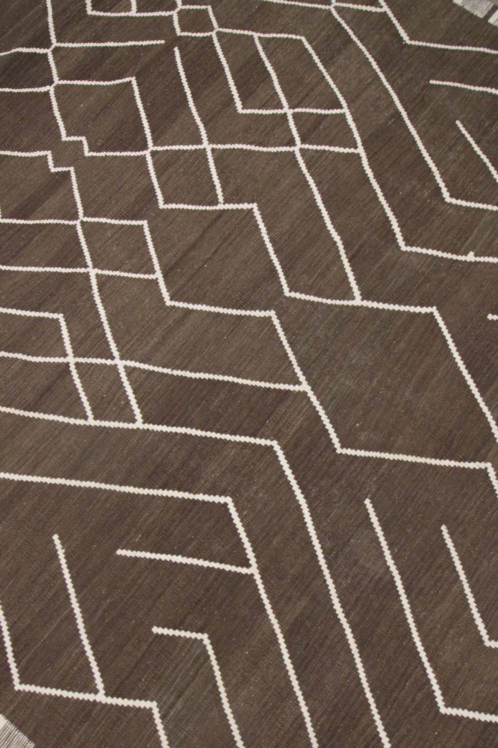 Hand-Woven Brown Modern Kilim Rug Scandinavian Style Wool Rug, Geometric Carpet For Sale
