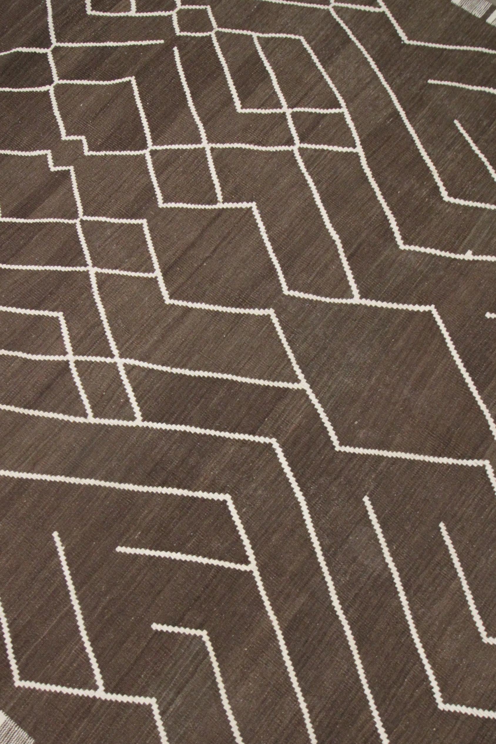 Brown Modern Kilim Rug Scandinavian Style Wool Rug, Geometric Carpet (Afghanisch) im Angebot