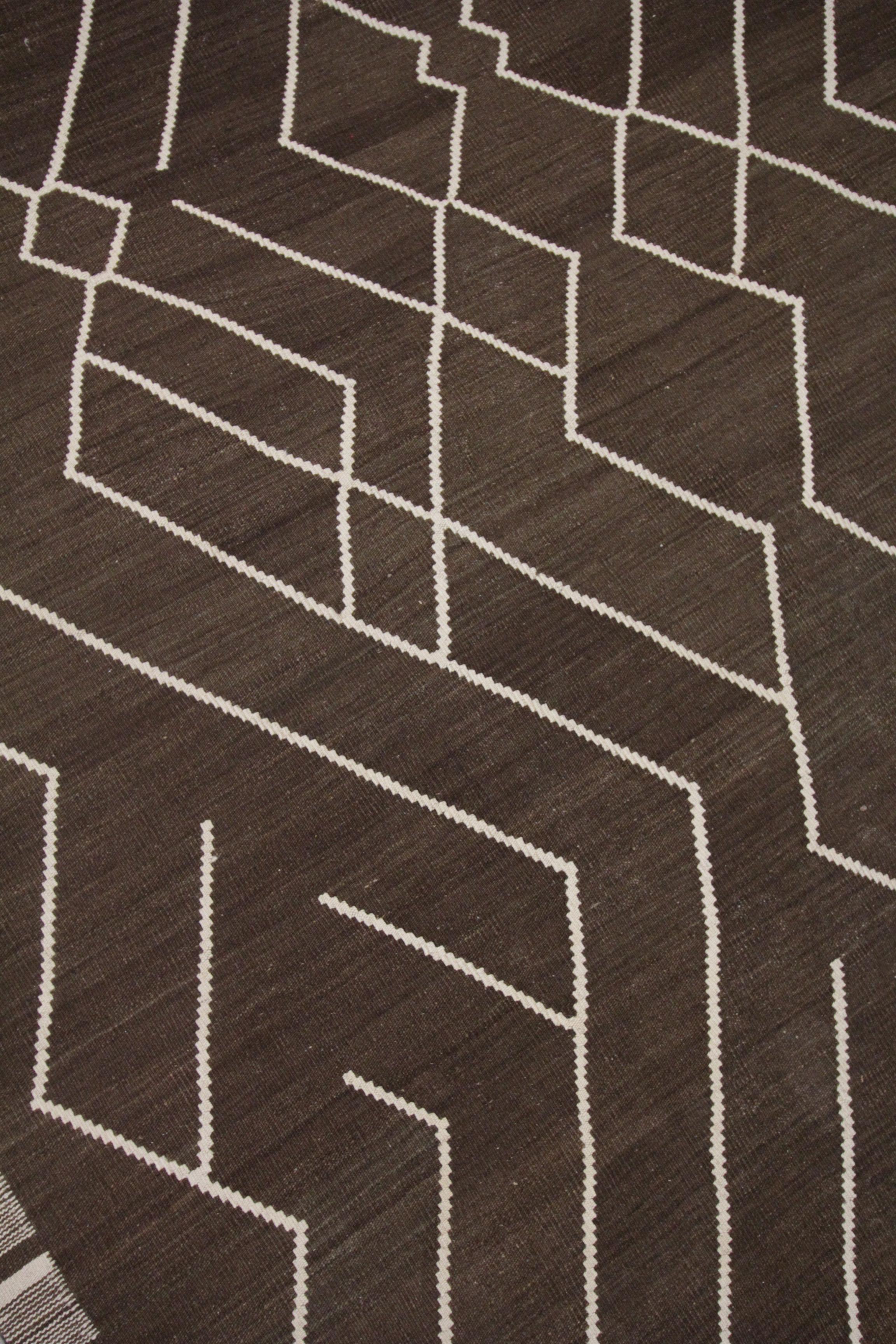 Hand-Knotted Brown Modern Kilim Rug Scandinavian Style Wool Rug, Geometric Carpet For Sale