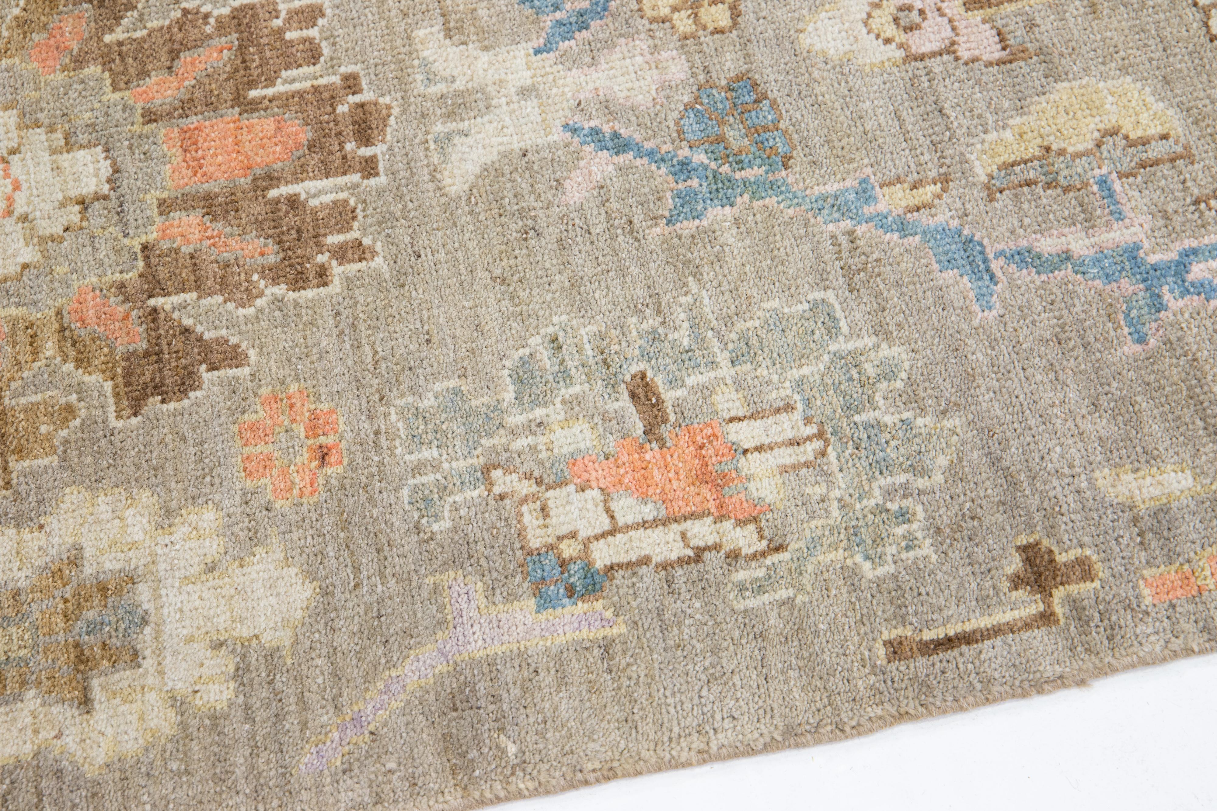 Brauner, moderner Mahal-Läufer aus Wolle mit Blumenmuster, handgefertigt im Angebot 6