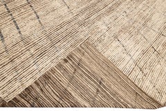 Handgefertigter Boho-Wollteppich mit Stammesmuster im modernen marokkanischen Stil