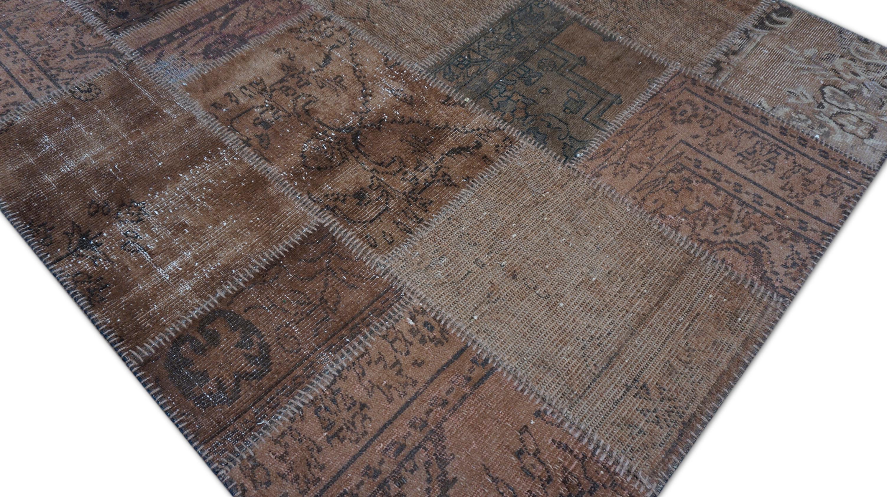 Brown Modern Vintage Patchwork Wollteppich 5'8''x7'8'' (Türkisch) im Angebot