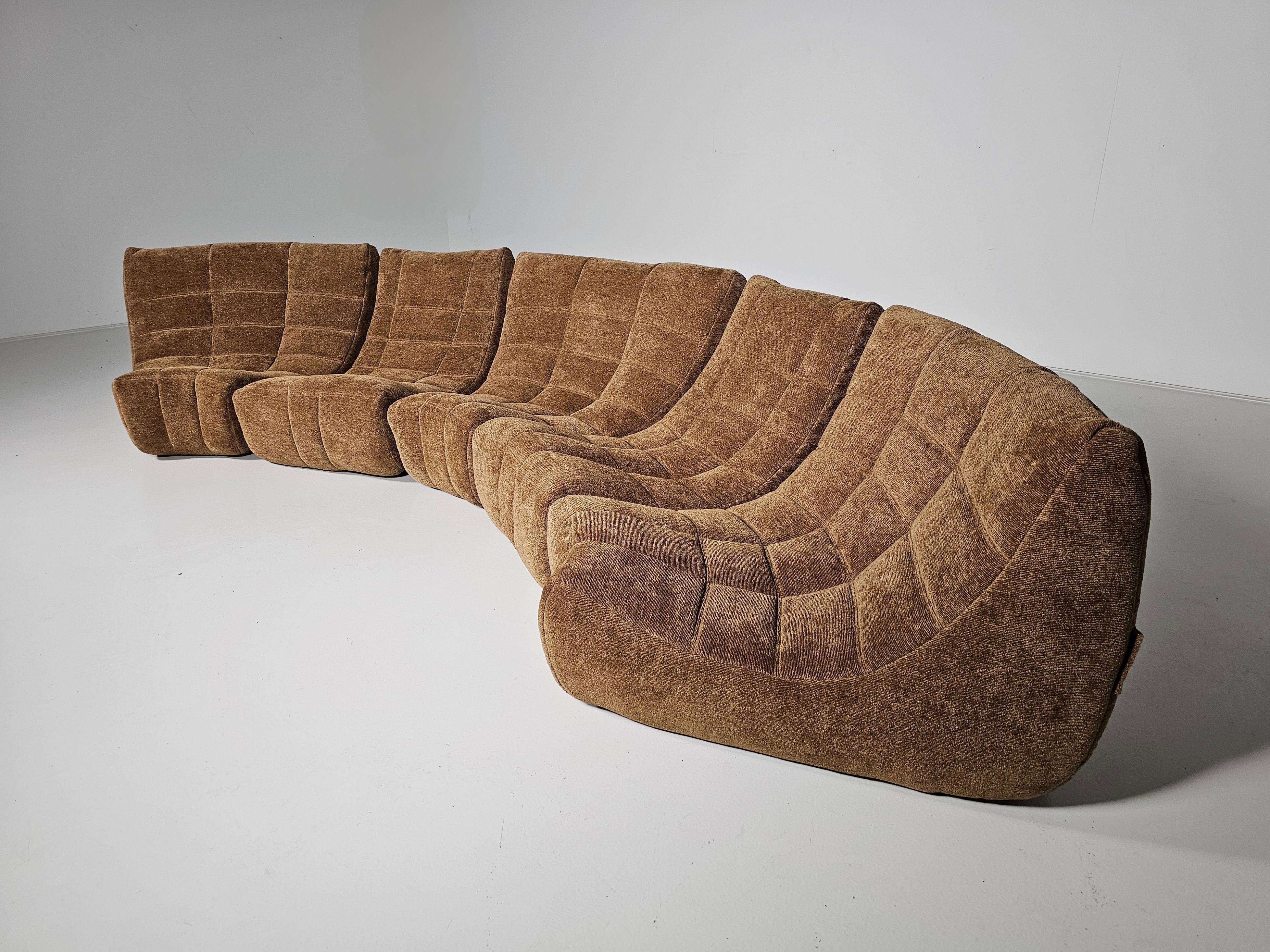Brown Modular 'Gilda' sofa by Michel Ducaroy for Ligne Roset, France In Excellent Condition For Sale In amstelveen, NL