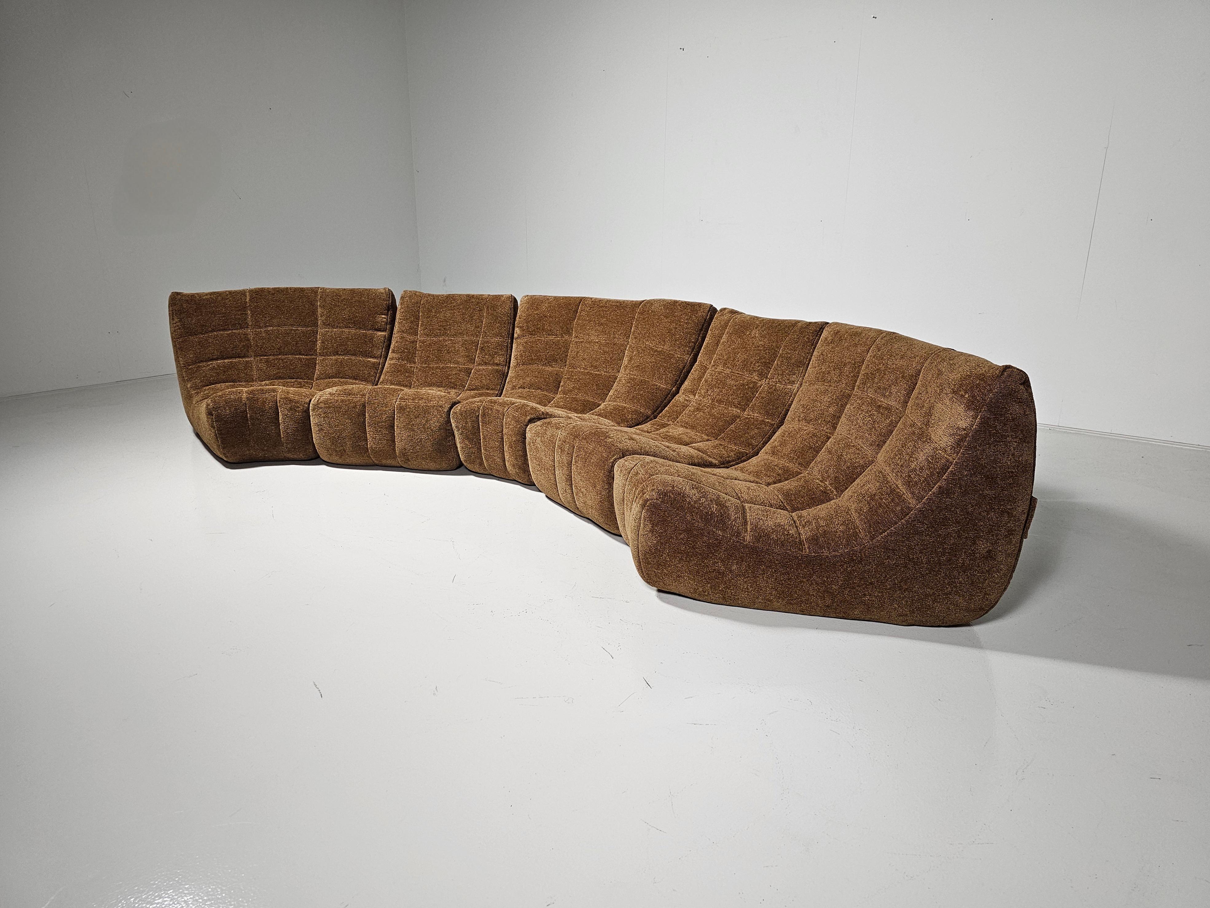 Brown Modular 'Gilda' sofa by Michel Ducaroy for Ligne Roset, France In Excellent Condition For Sale In amstelveen, NL