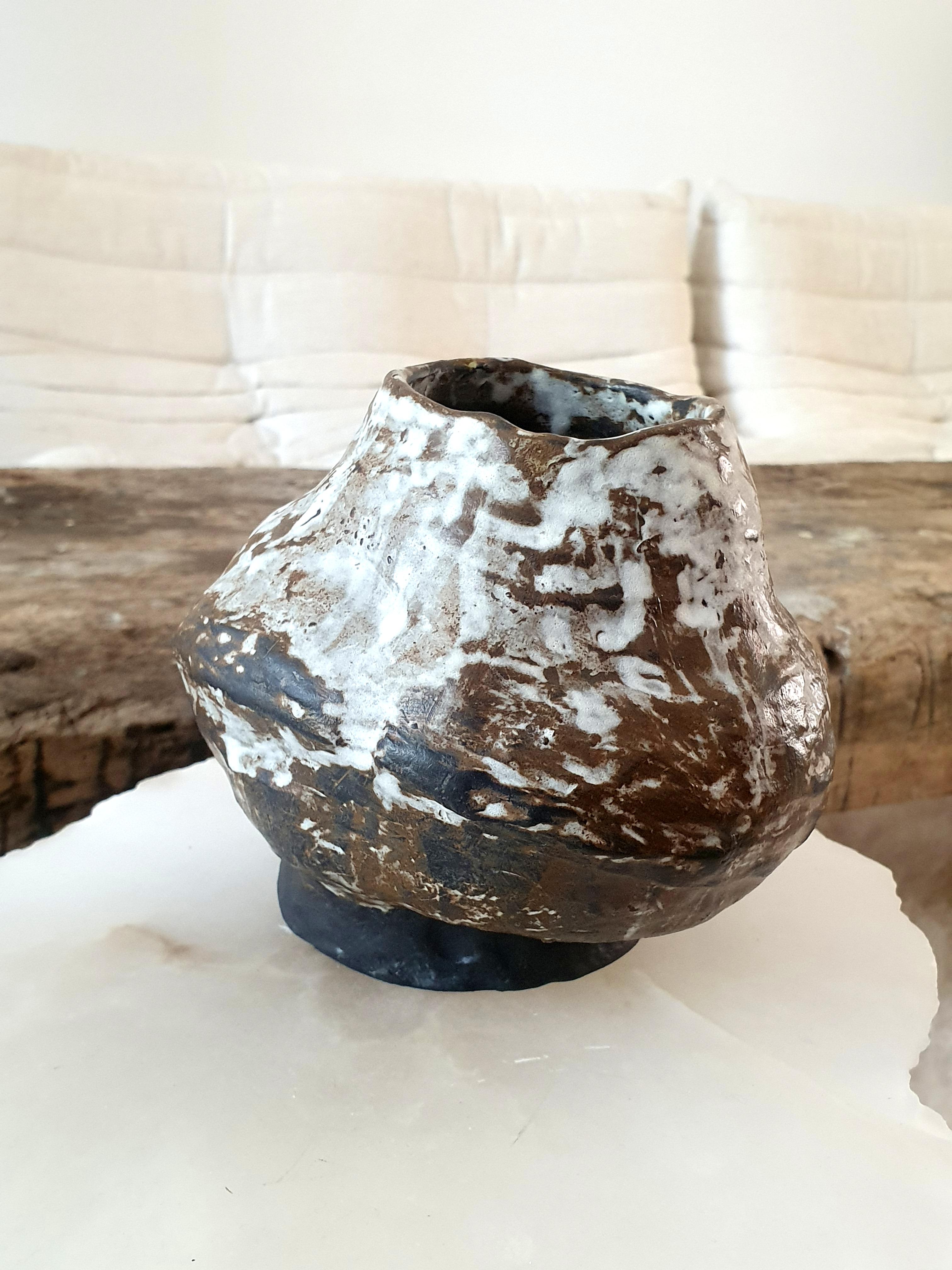 Brown Morandi Vase by Adèle Clèves 1
