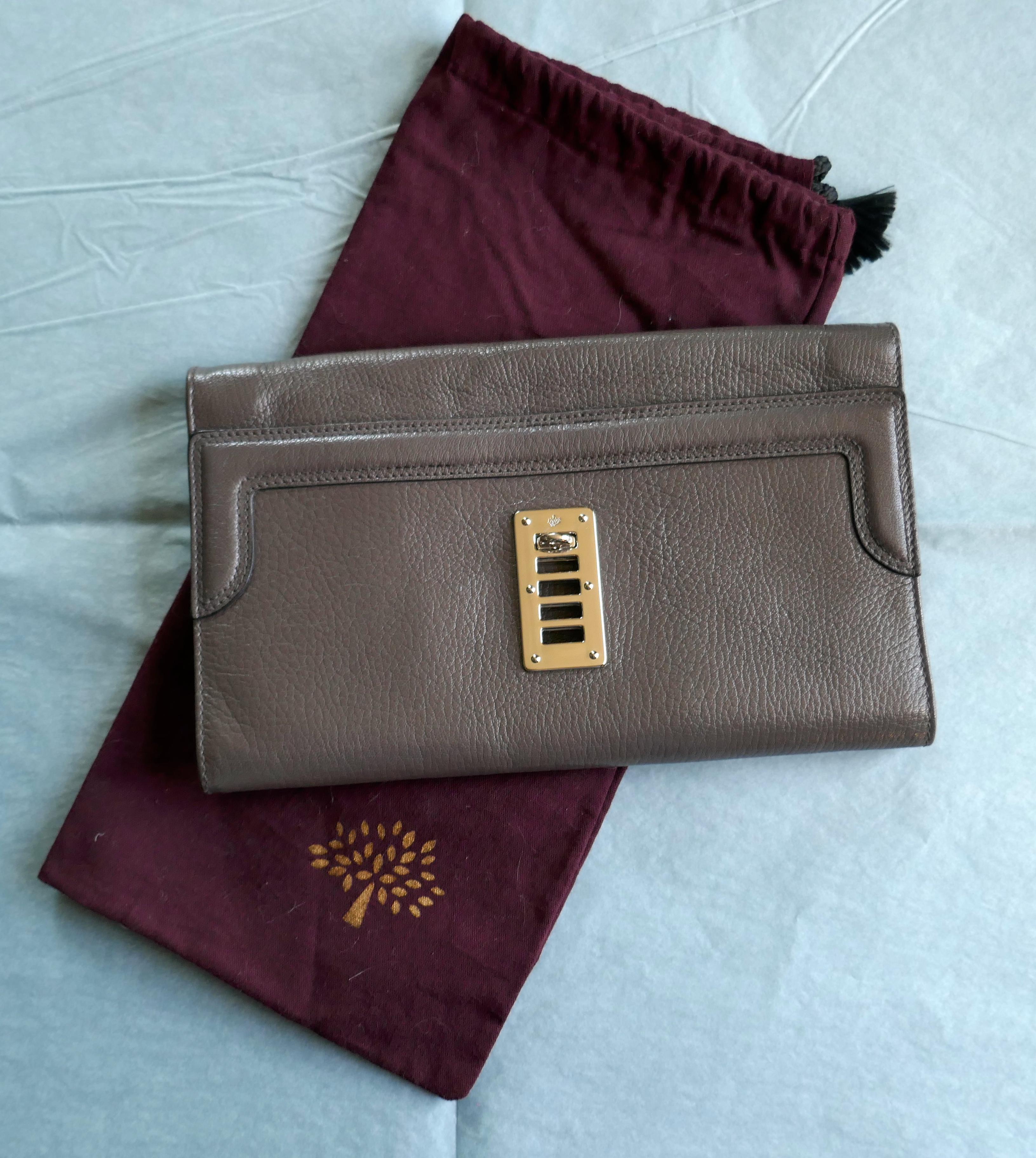 Brown Mulberry Natural Leather Clutch Bag For Sale 4