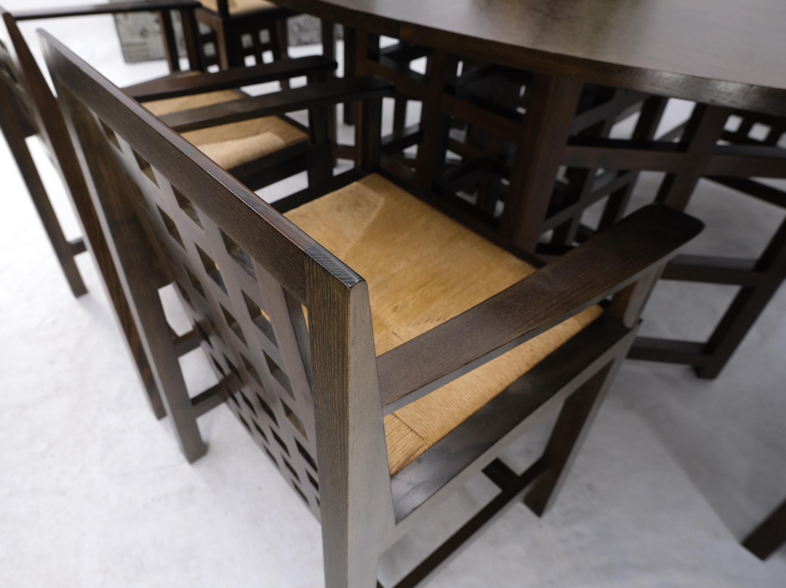 Table de salle à manger Cassina Macintosh en chêne marron à abattants avec 6 chaises en jonc Mint en vente 5