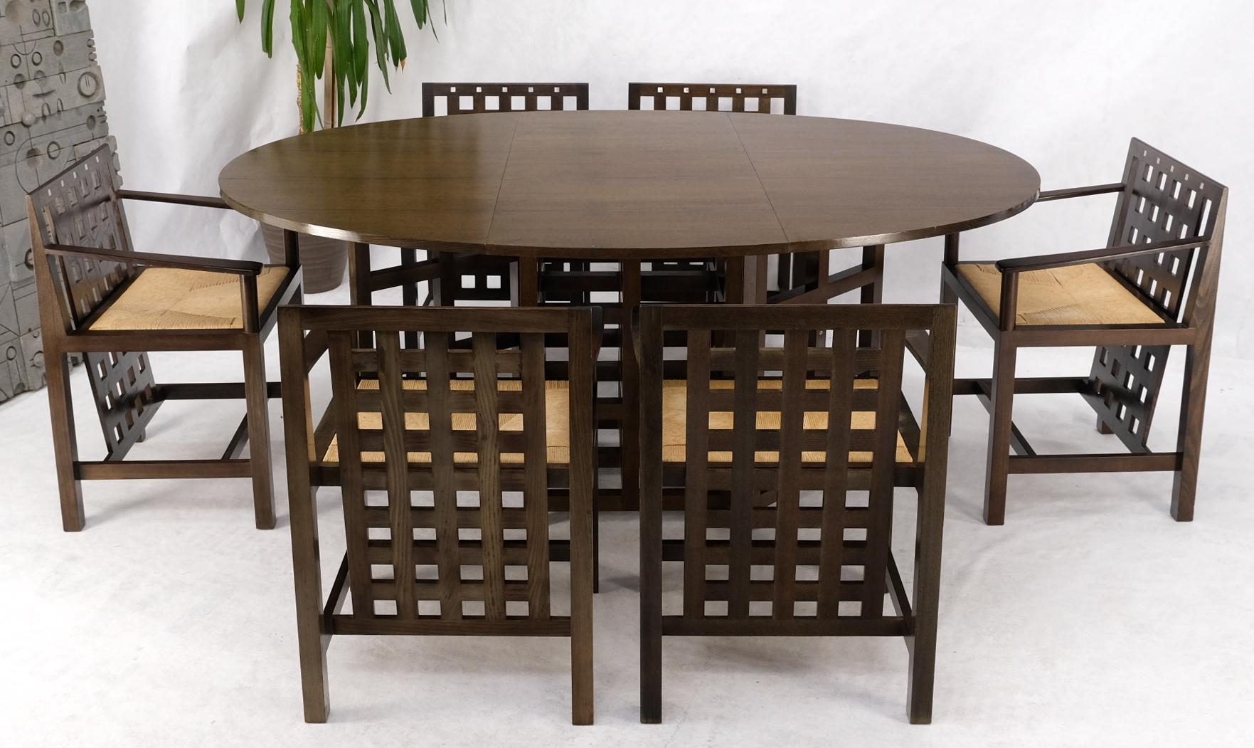Fait main Table de salle à manger Cassina Macintosh en chêne marron à abattants avec 6 chaises en jonc Mint en vente