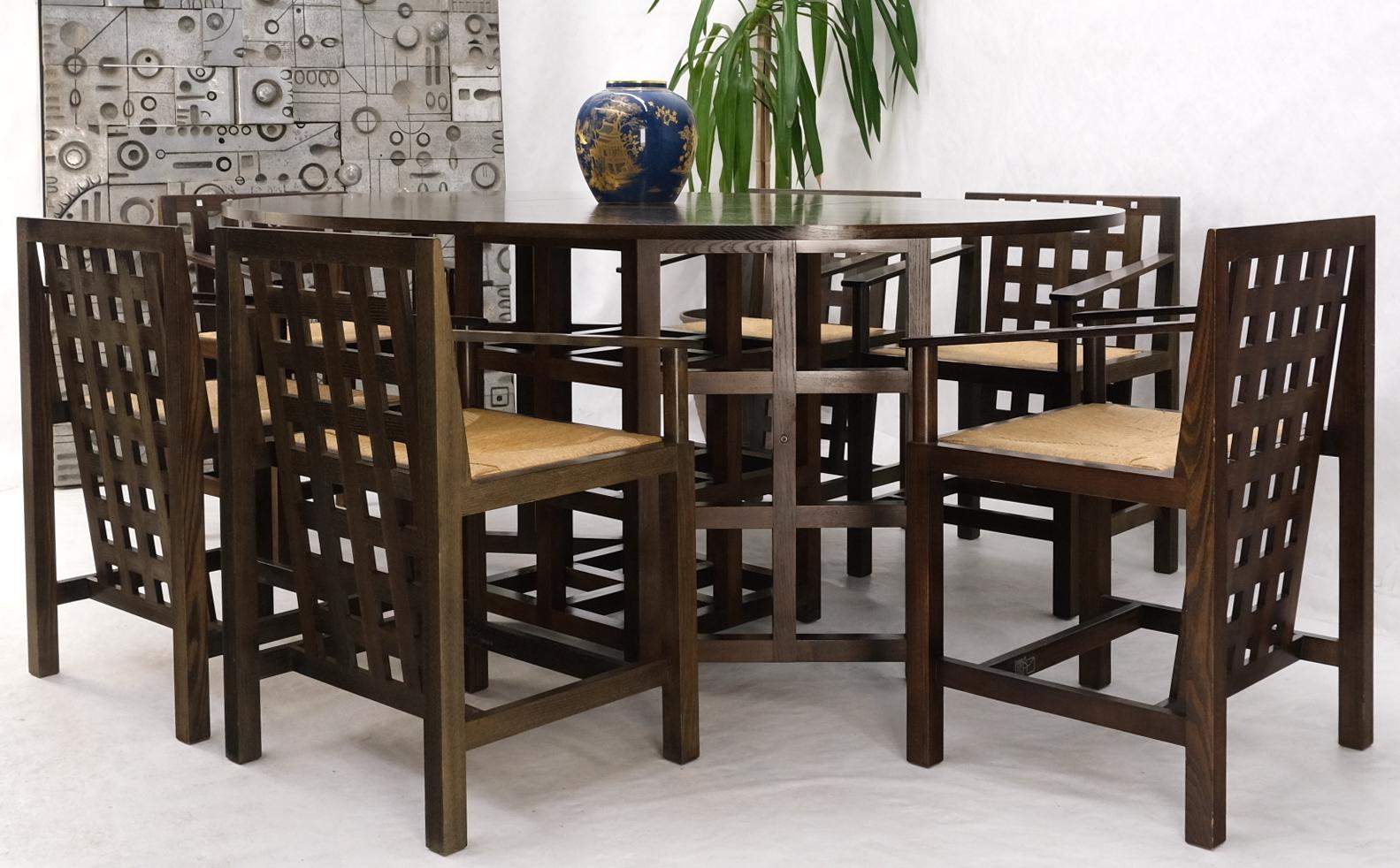 Table de salle à manger Cassina Macintosh en chêne marron à abattants avec 6 chaises en jonc Mint Bon état - En vente à Rockaway, NJ