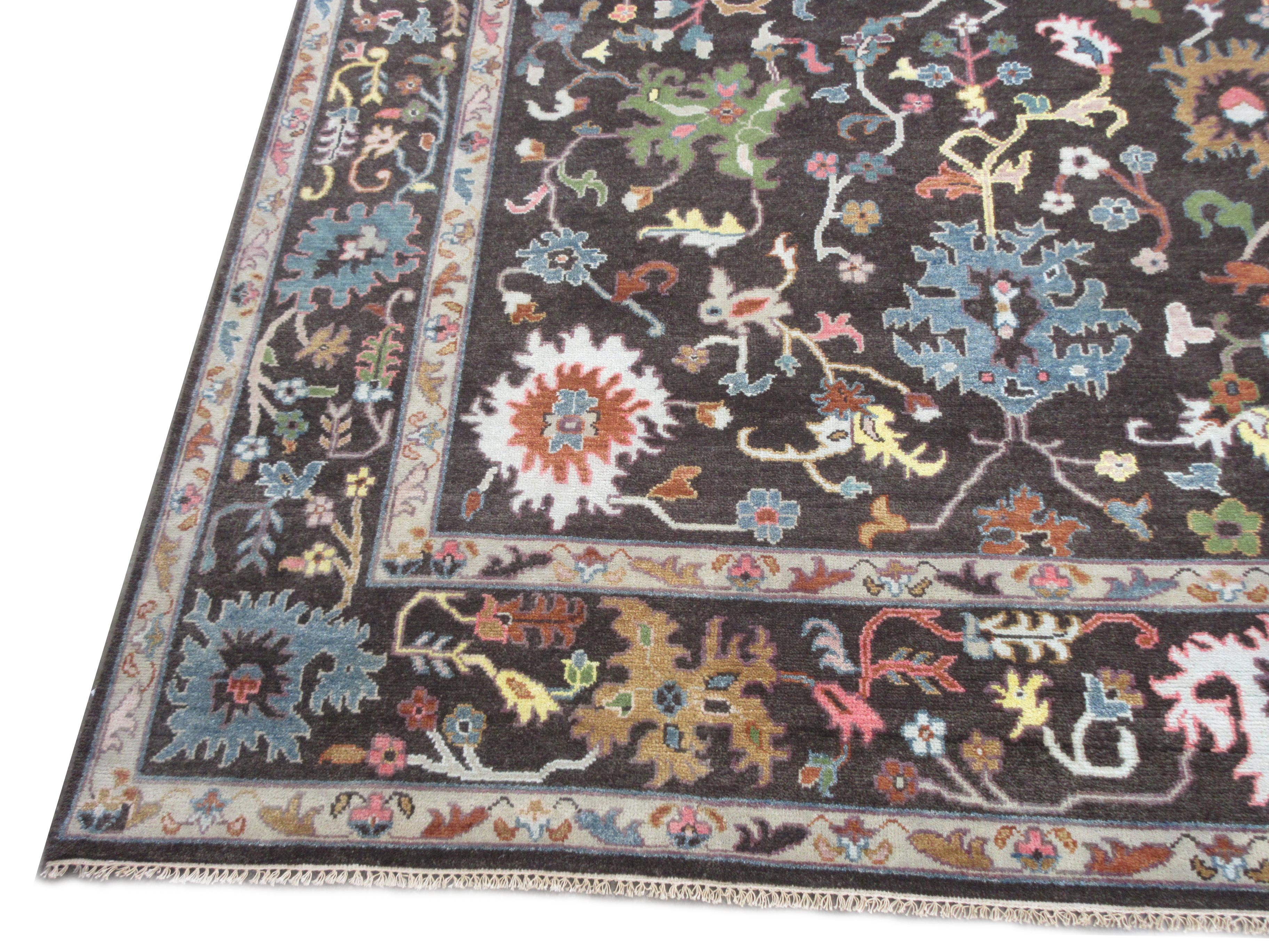 Brown Oushak Area Rug In New Condition For Sale In Laguna Hills, CA