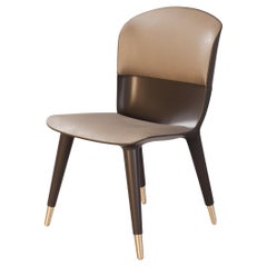 Silla de comedor para exterior con tapicería de piel marrón