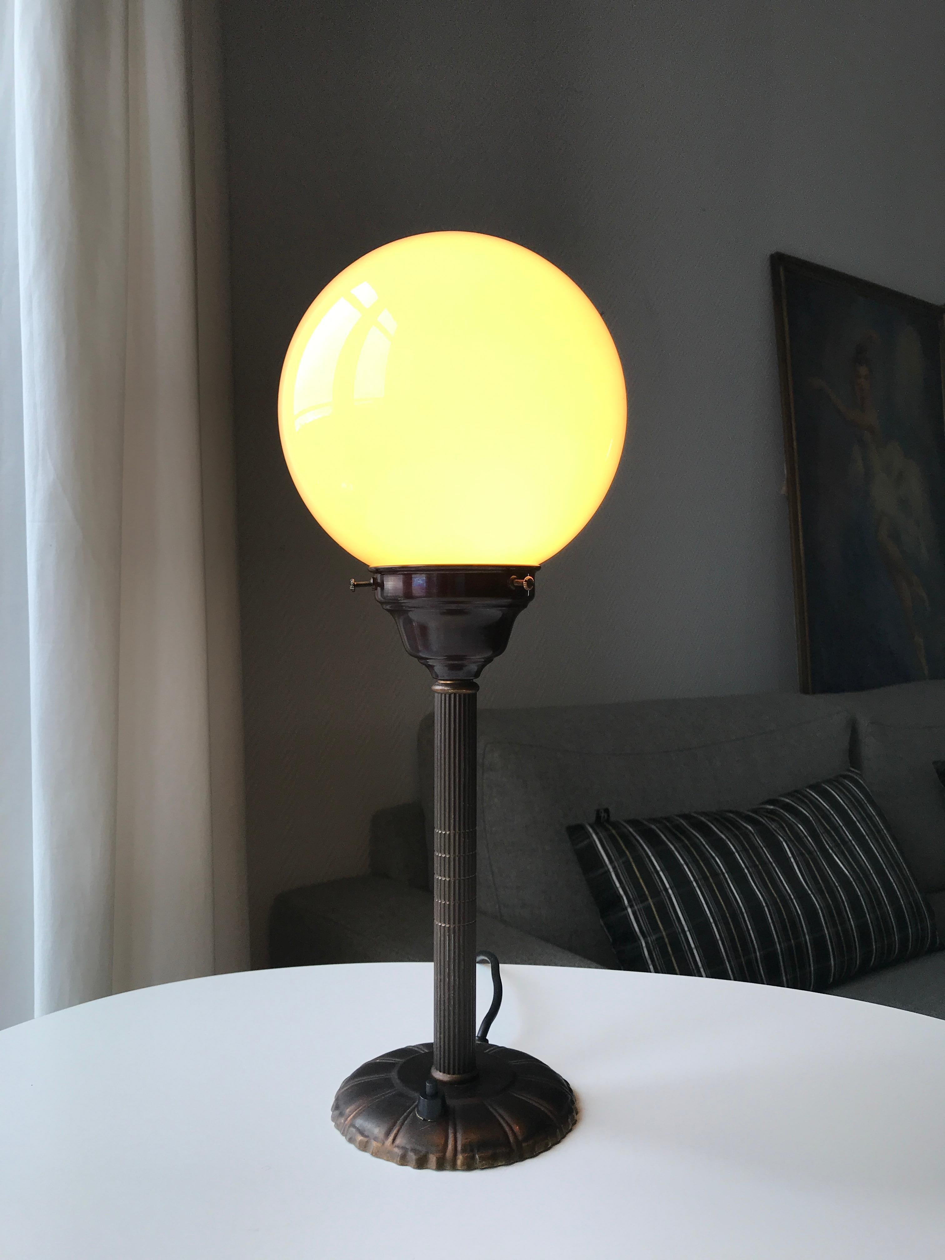 Brown Patinated Art Deco Table Lamp For Sale 3