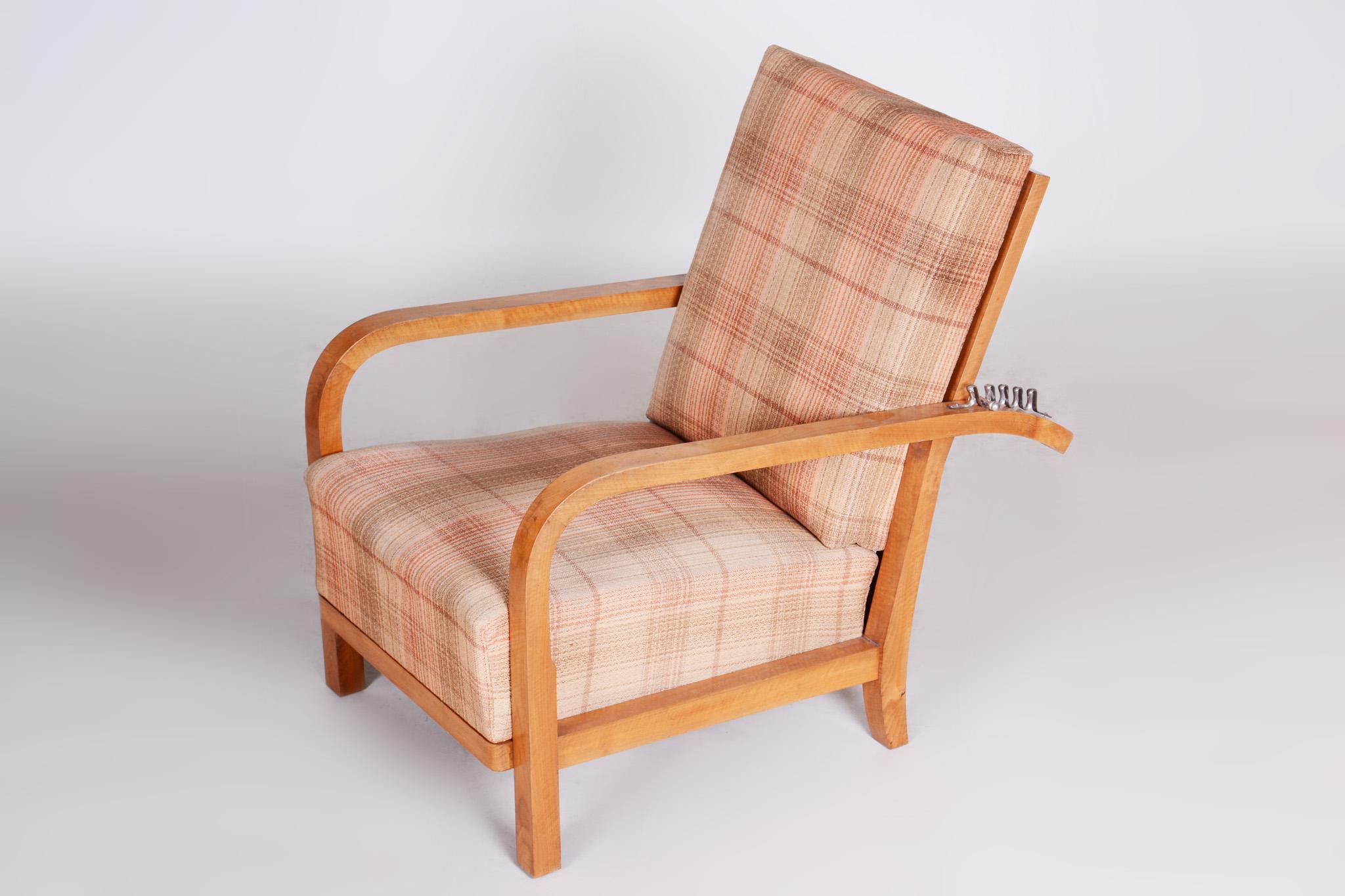 Brown pattern Original Walnut Art Deco Positioning Chair 1930s, Czhechia In Good Condition For Sale In Horomerice, CZ