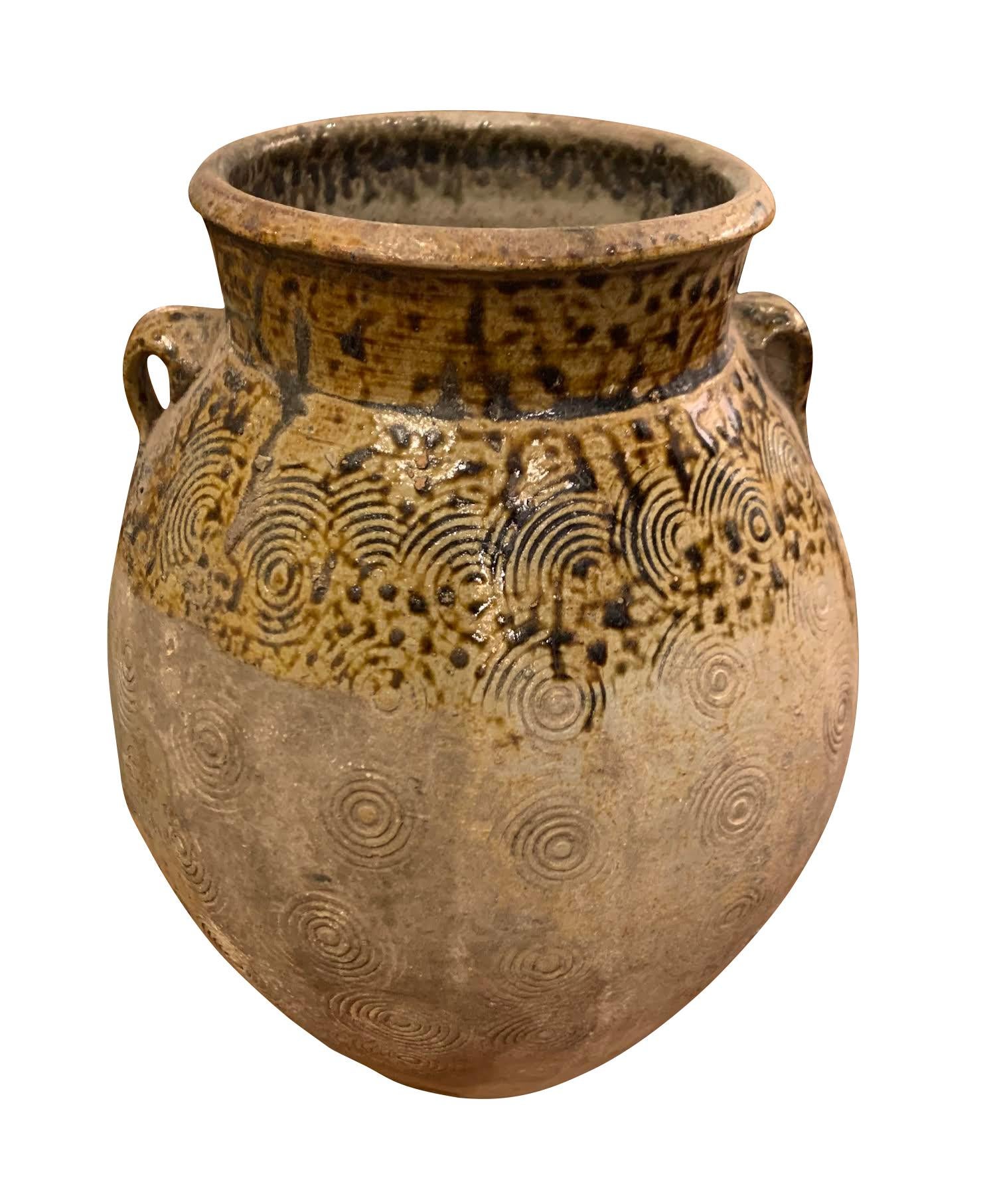Brown Patterned Ceramic Vase, China, 19th Century In Good Condition For Sale In New York, NY