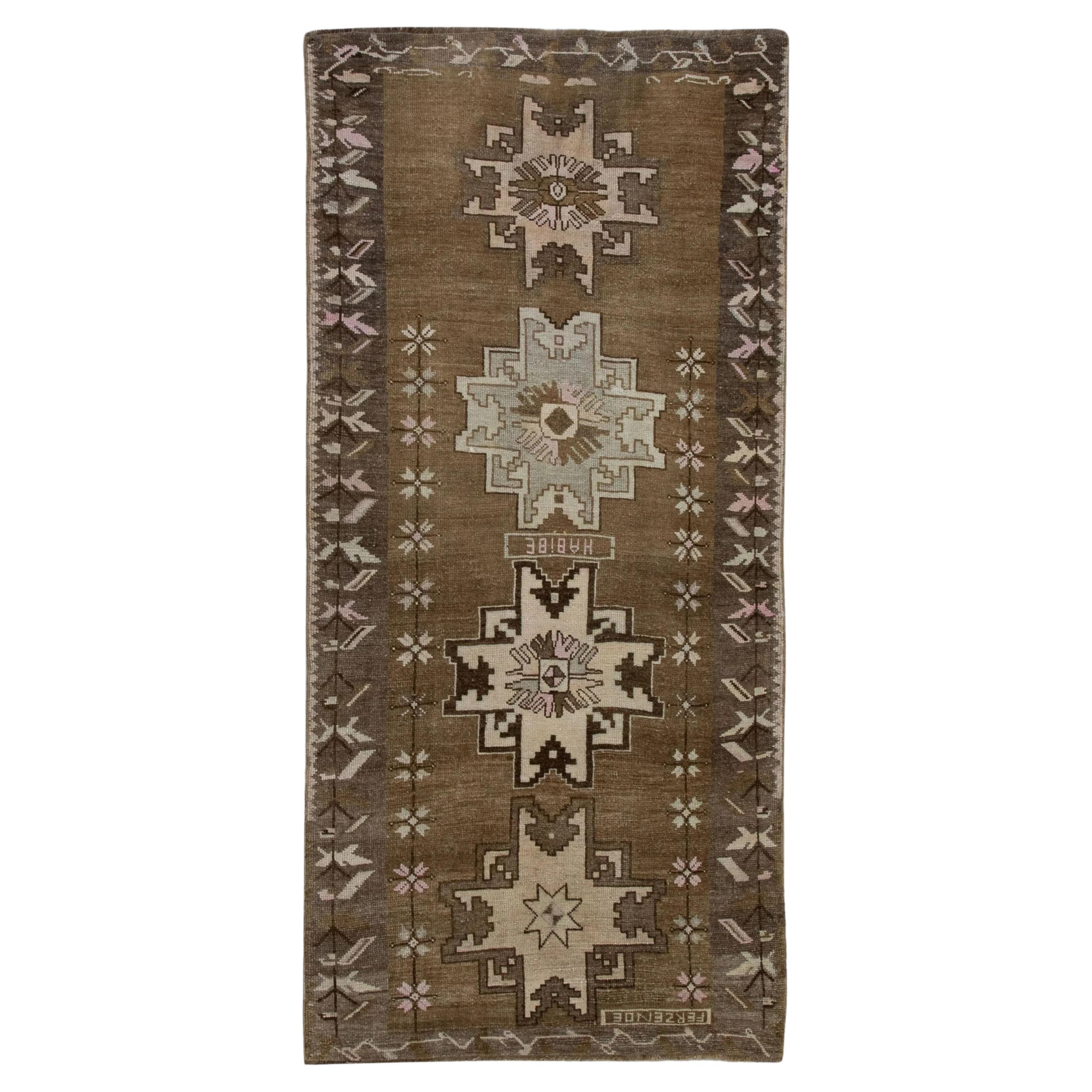 Runner Oushak vintage in lana intrecciata a mano marrone e rosa 3'11" x 8' in vendita