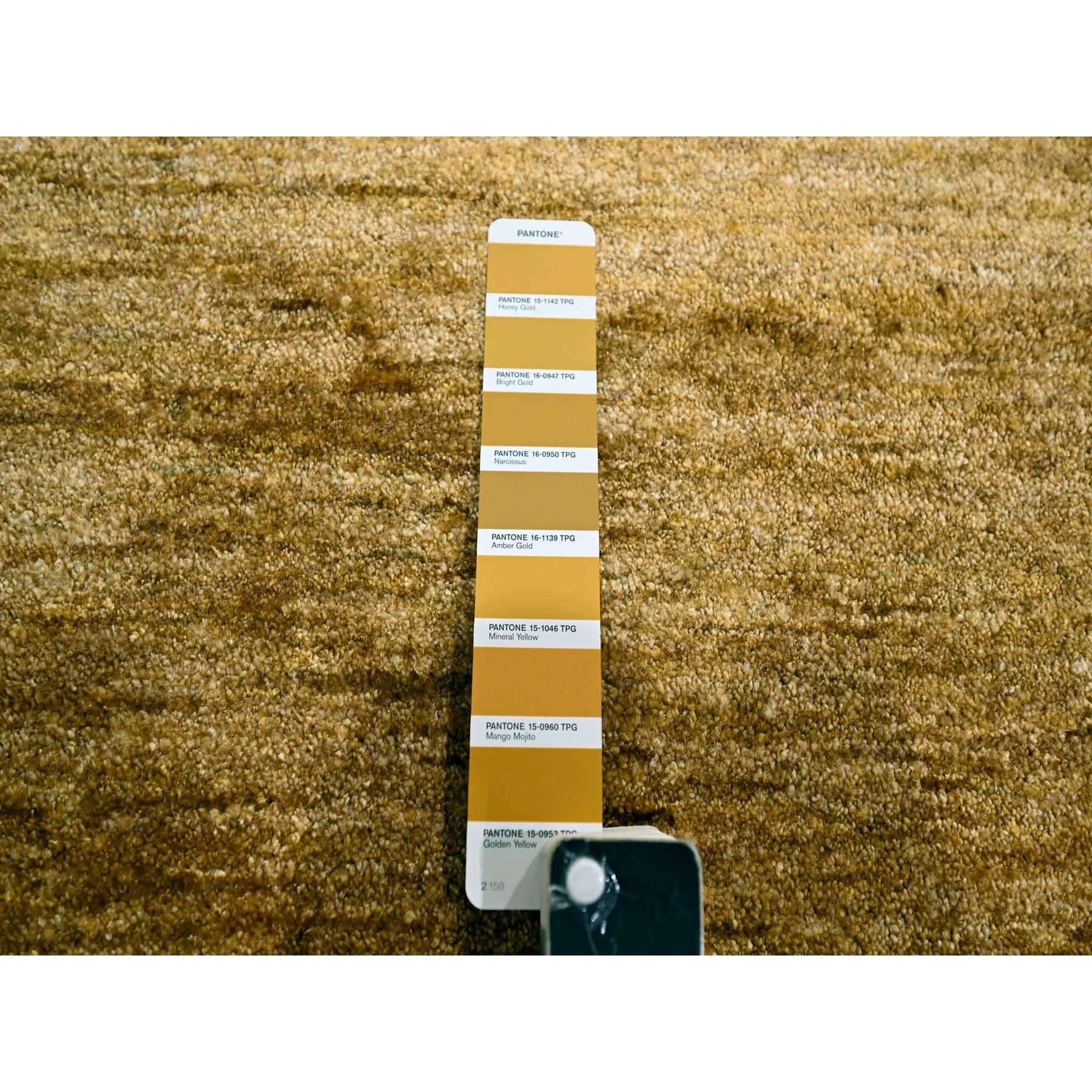 XXIe siècle et contemporain Brown Plain Solid Design Soft Pile Pure Sari Silk Hand Knotsted Rug 8'11