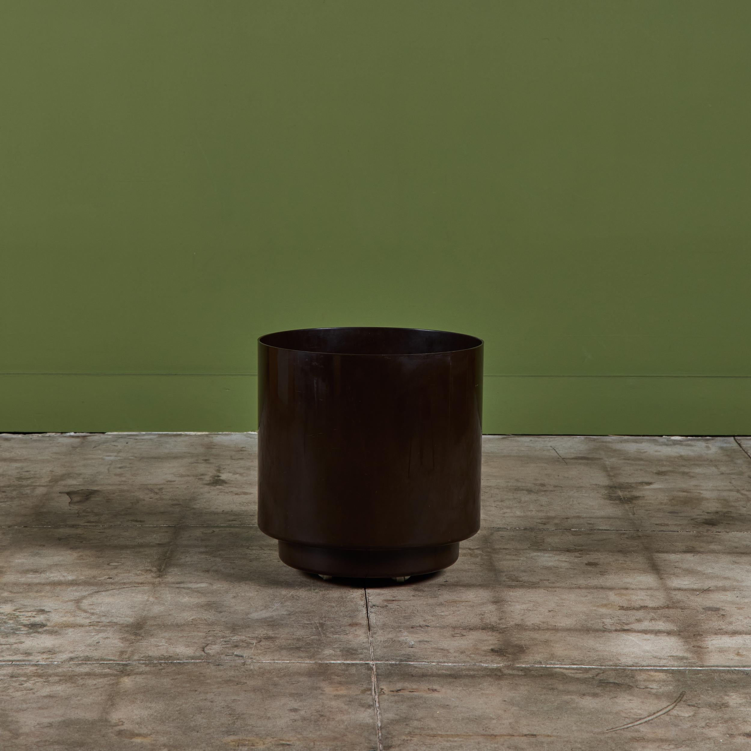 American Brown Planter by Anna Castelli Ferrieri for Kartell For Sale