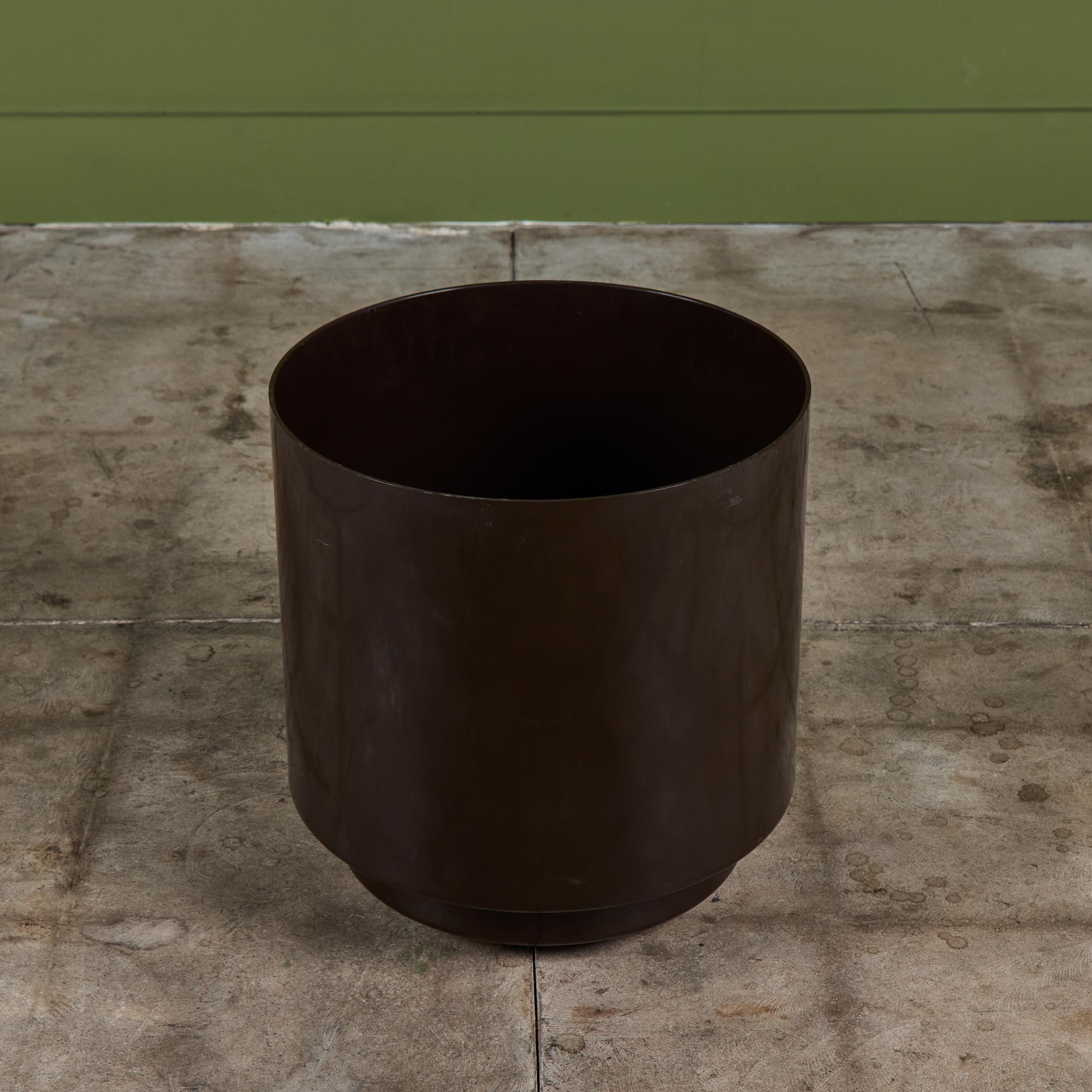 Plastic Brown Planter by Anna Castelli Ferrieri for Kartell For Sale