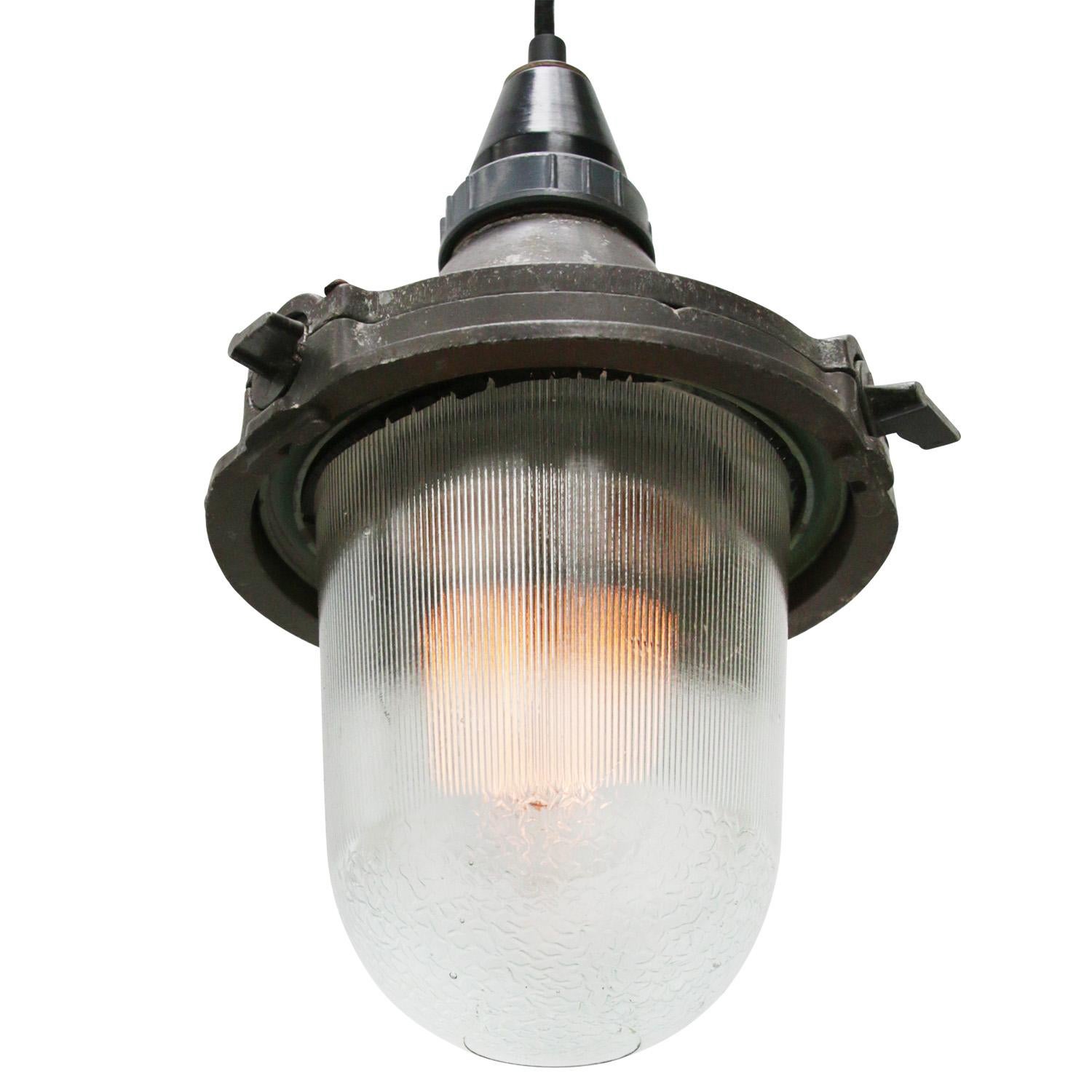 Industriel Lampes à suspension industrielles vintage en verre transparent à rayures marron et violettes en vente