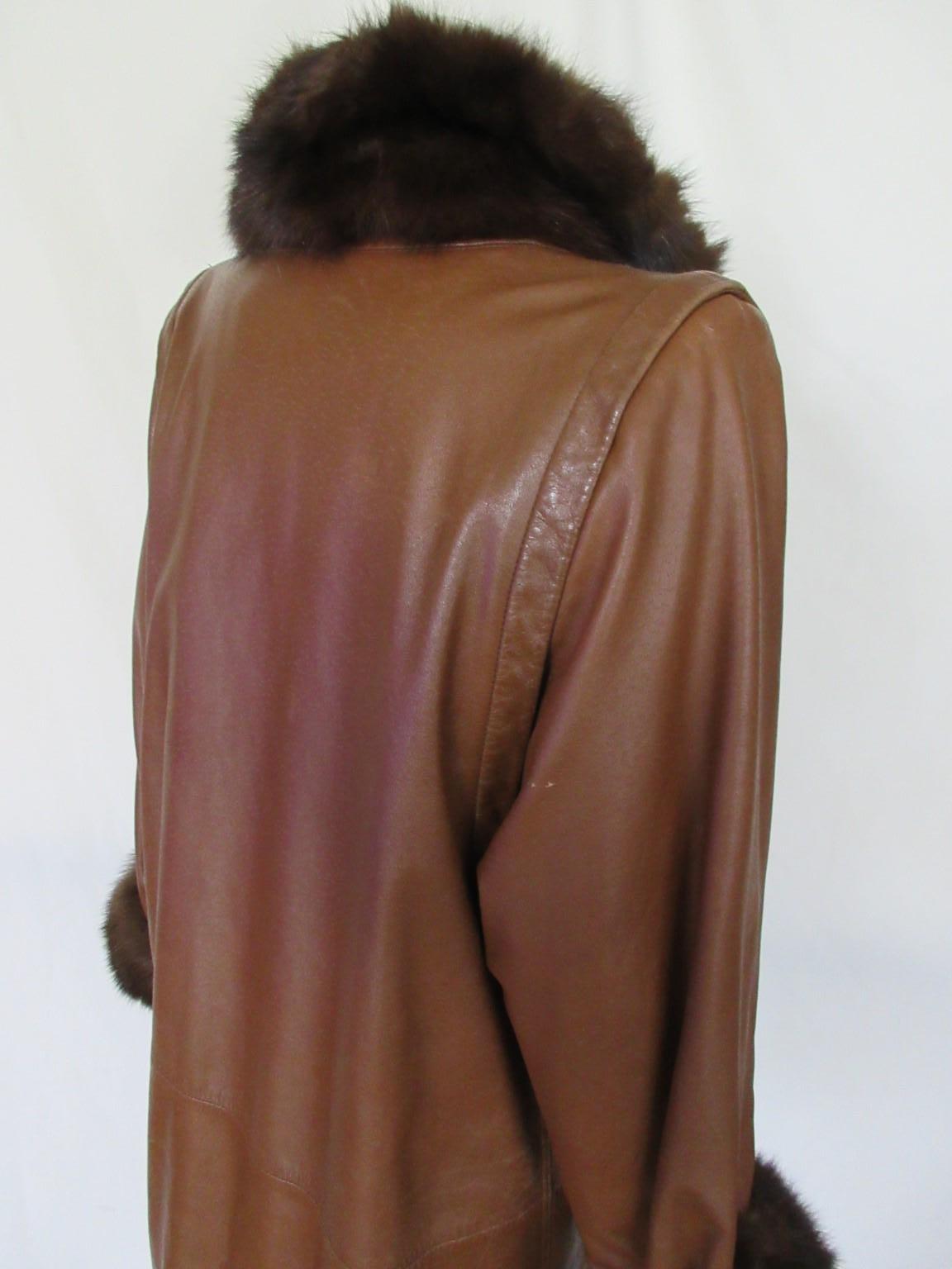 Brown Sable Fur Leather Coat In Fair Condition For Sale In Amsterdam, NL