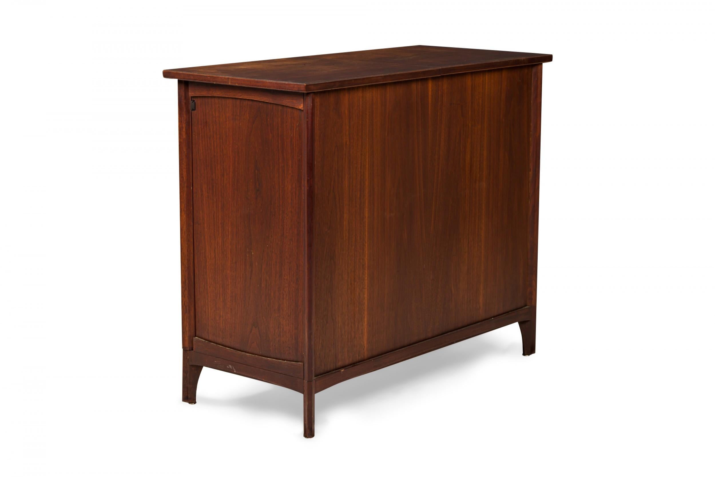 Brown Saltman American Mid-Century Walnut Dry Bar Cabinet In Good Condition For Sale In New York, NY