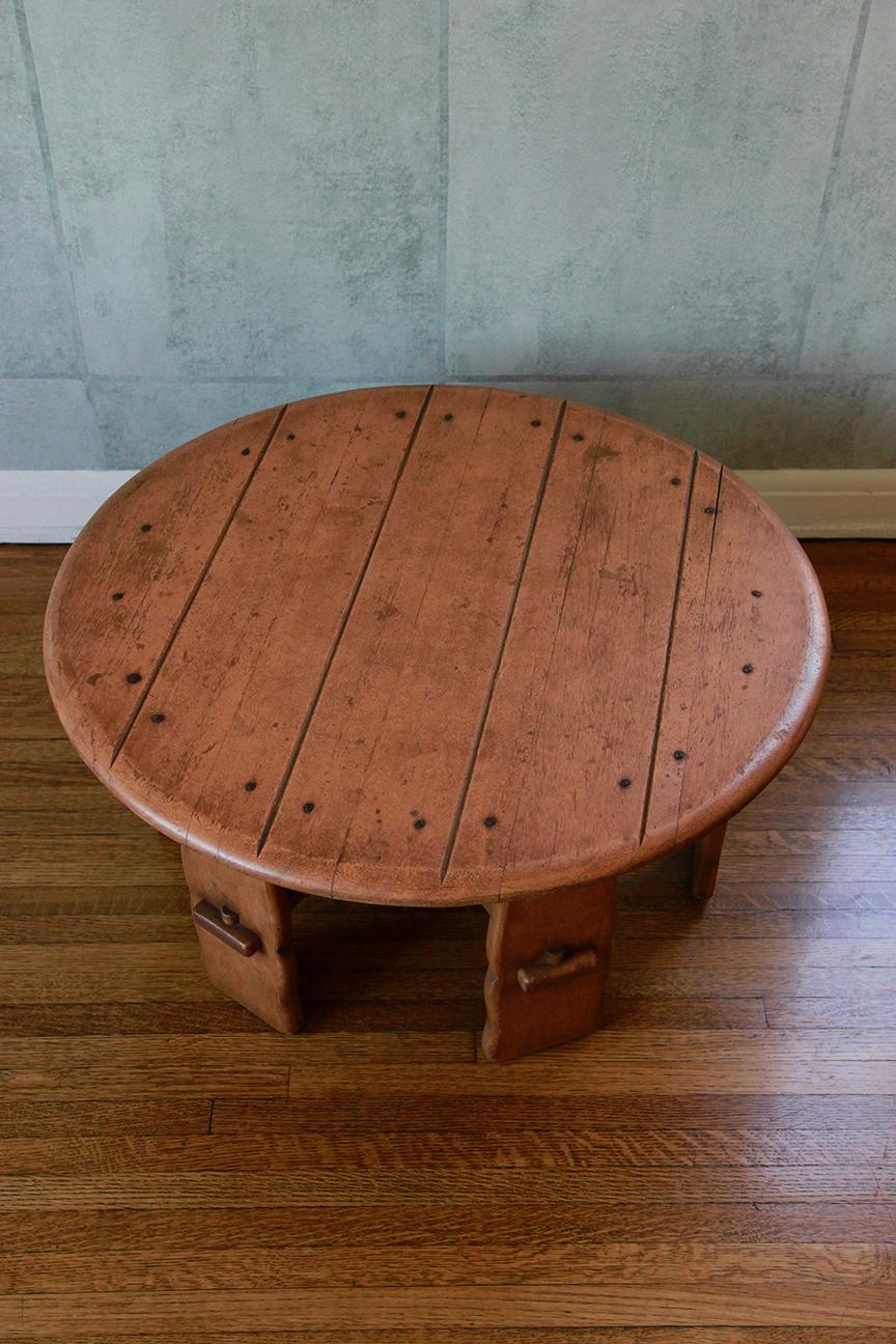 Brown Saltman, table basse en Oak A la manière de Guillerme et Chambron en vente 1