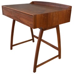 Brown-Saltman Mid-Century Modern Small Walnut Desk