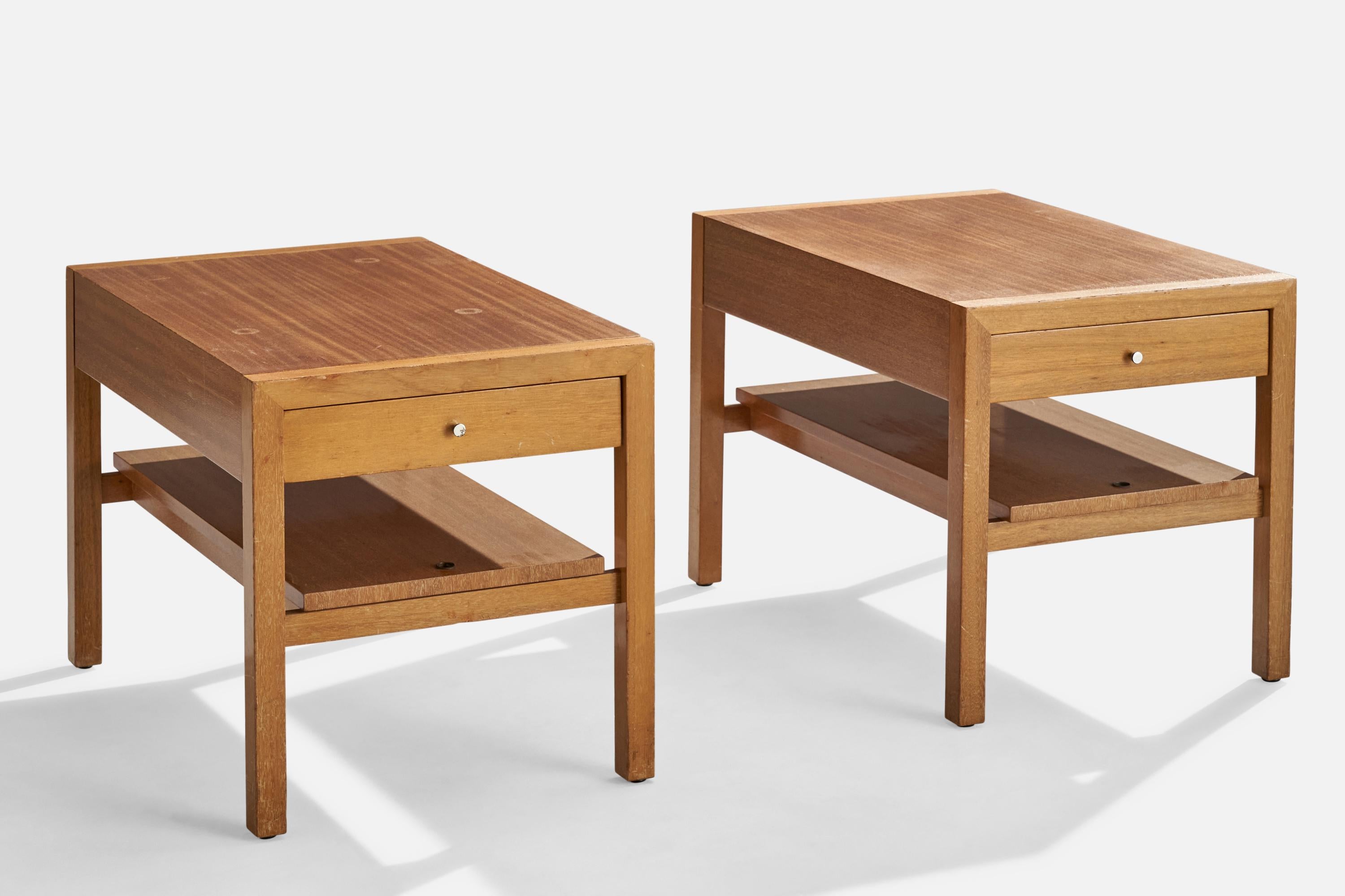 A pair of wood and metal nightstands or side tables produced by Brown Saltman, USA, 1950s.

