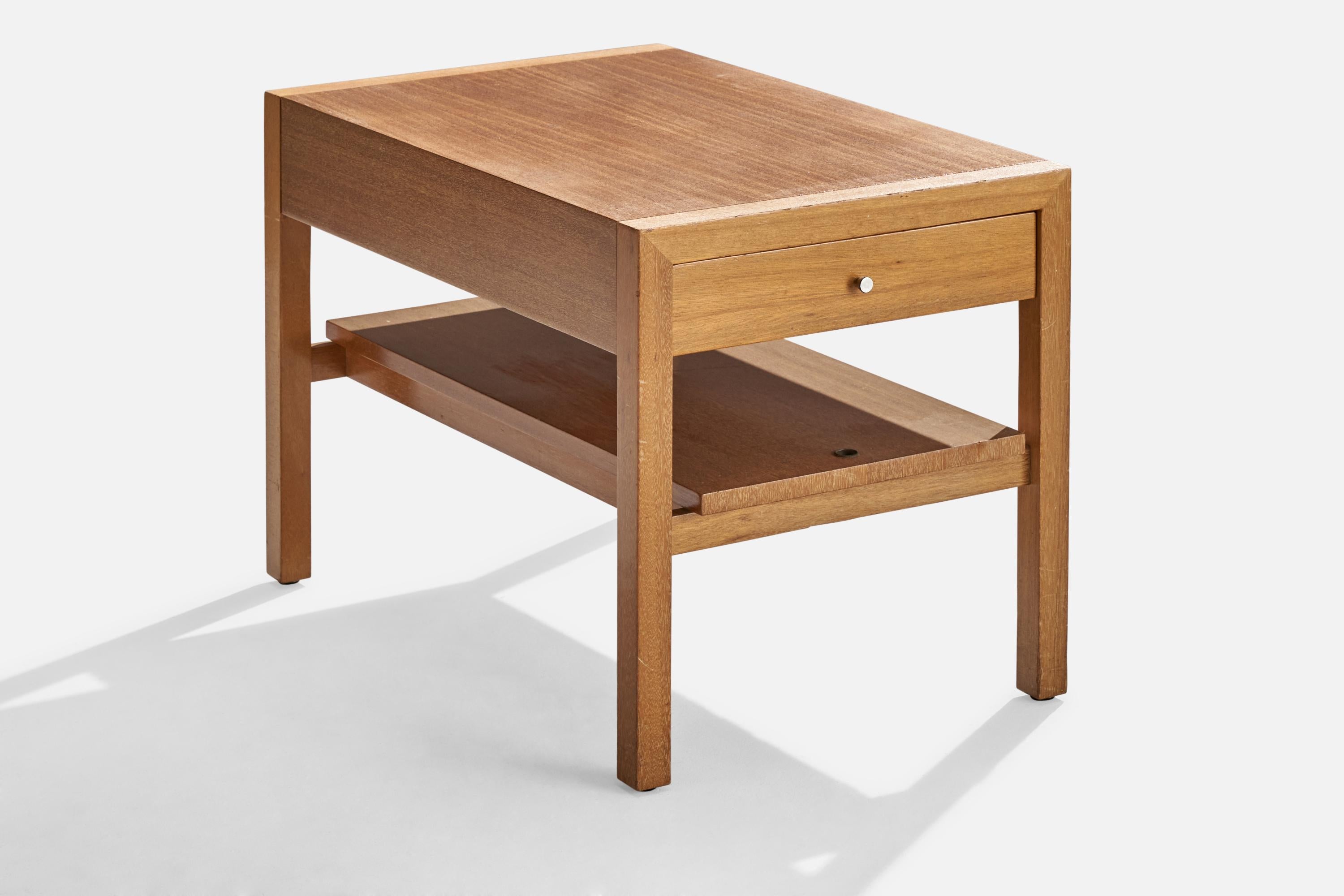 Mid-20th Century Brown Saltman, Nighstands, Wood, Metal, USA, 1950s For Sale