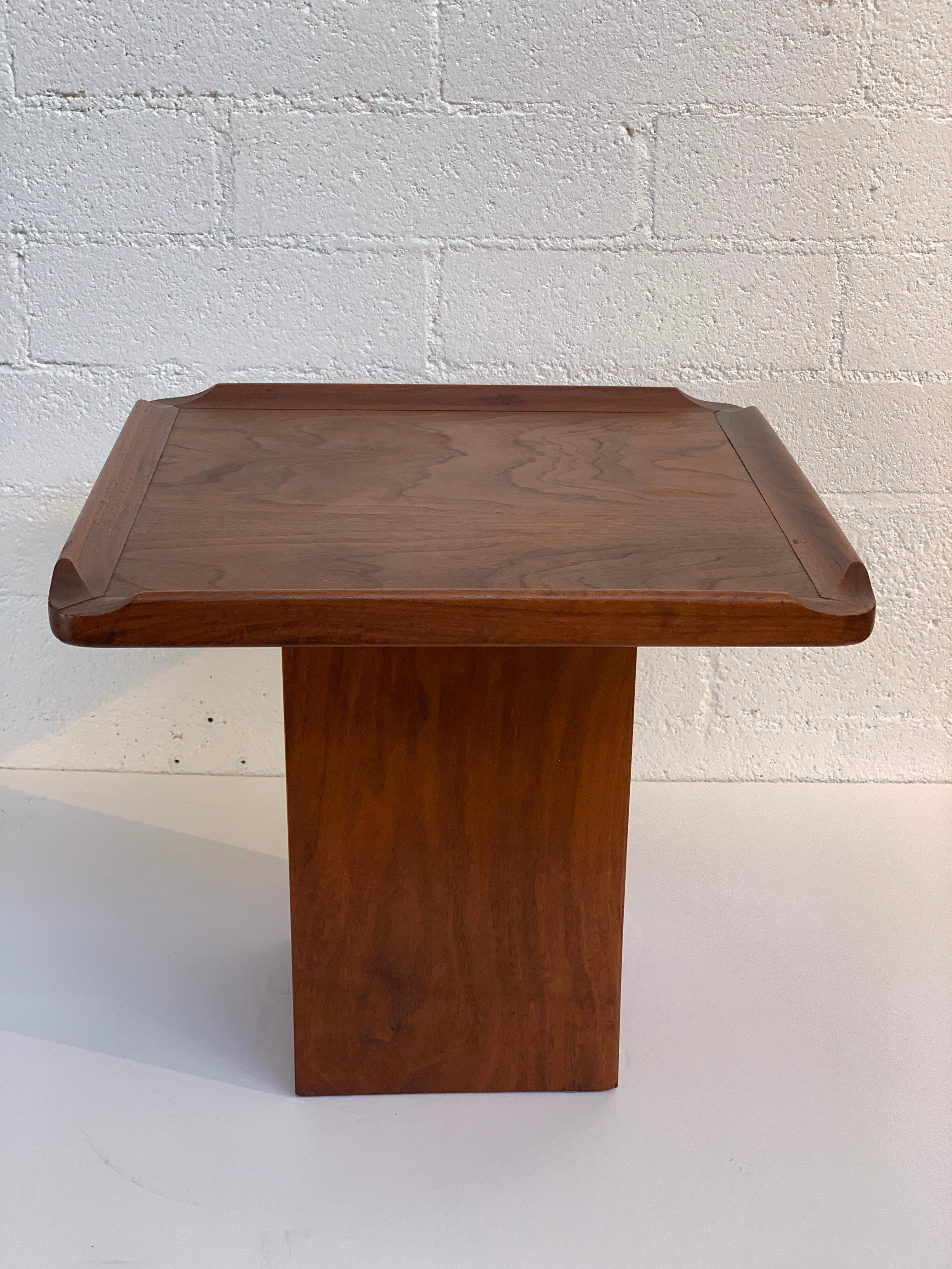 Brown Saltman Small Table In Good Condition In Palm Springs, CA