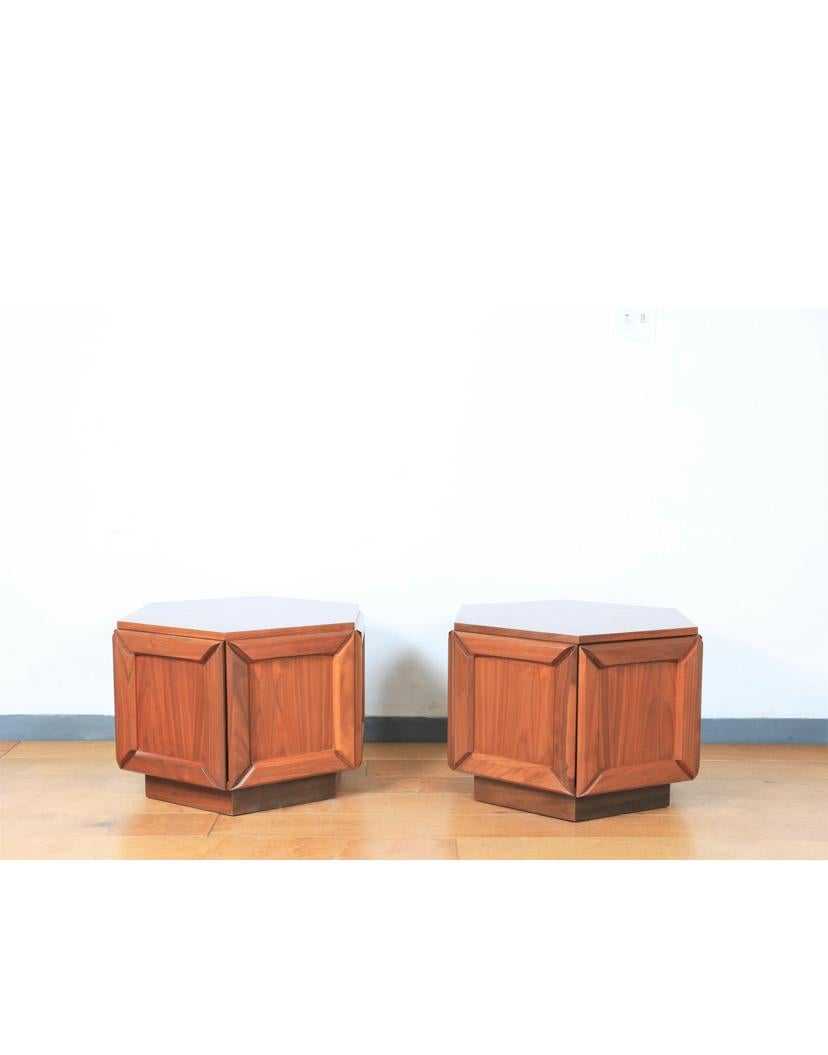 Mid-Century Modern Brown Saltman Style Pair of Side Tables