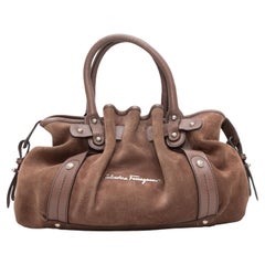 Brown Salvatore Ferragamo Wildleder Handtasche
