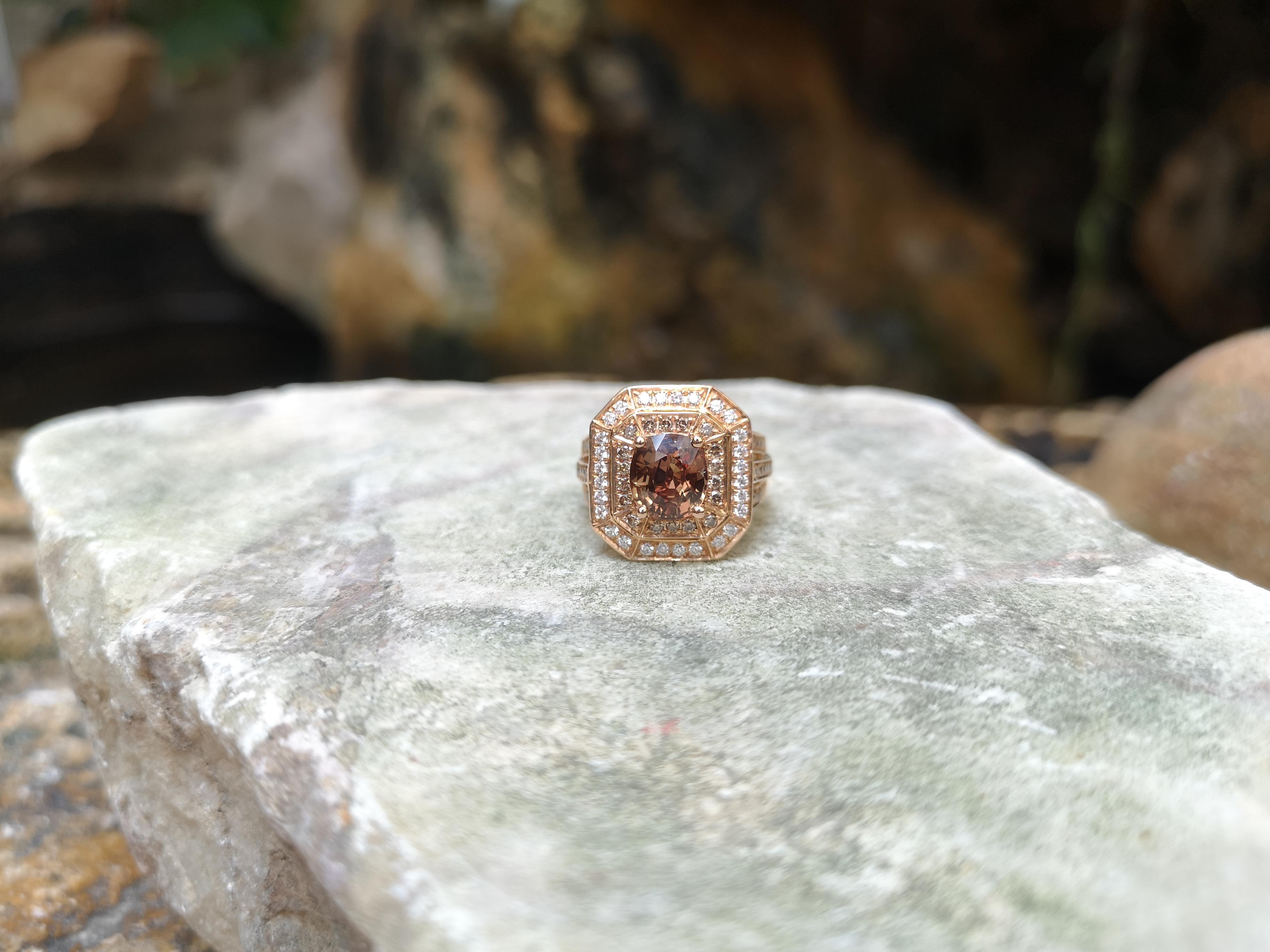 Contemporary Brown Sapphire with Brown Diamond and Diamond Ring Set in 18 Karat Rose Gold For Sale