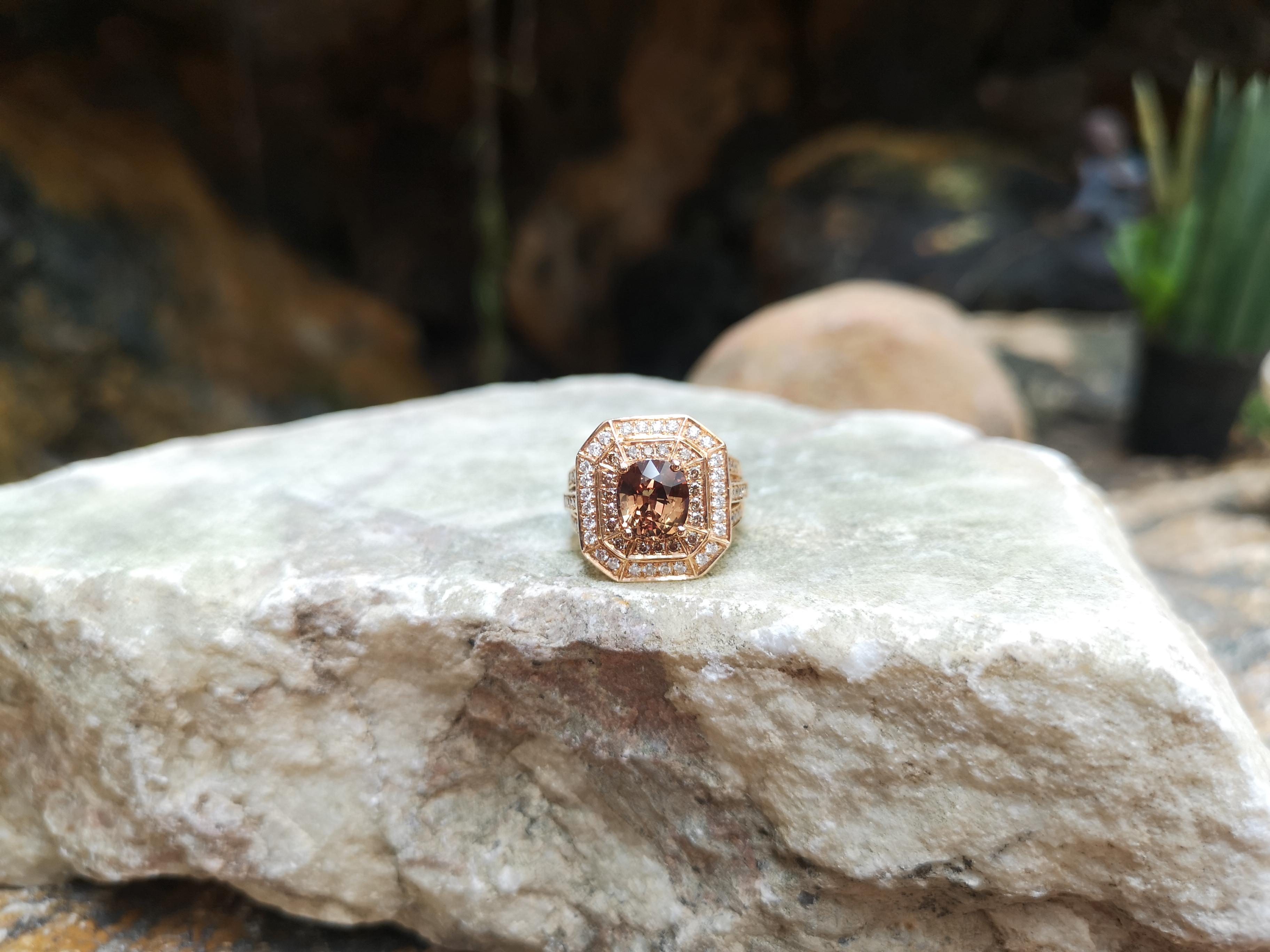 Brown Sapphire with Brown Diamond and Diamond Ring Set in 18 Karat Rose Gold In New Condition For Sale In Bangkok, TH