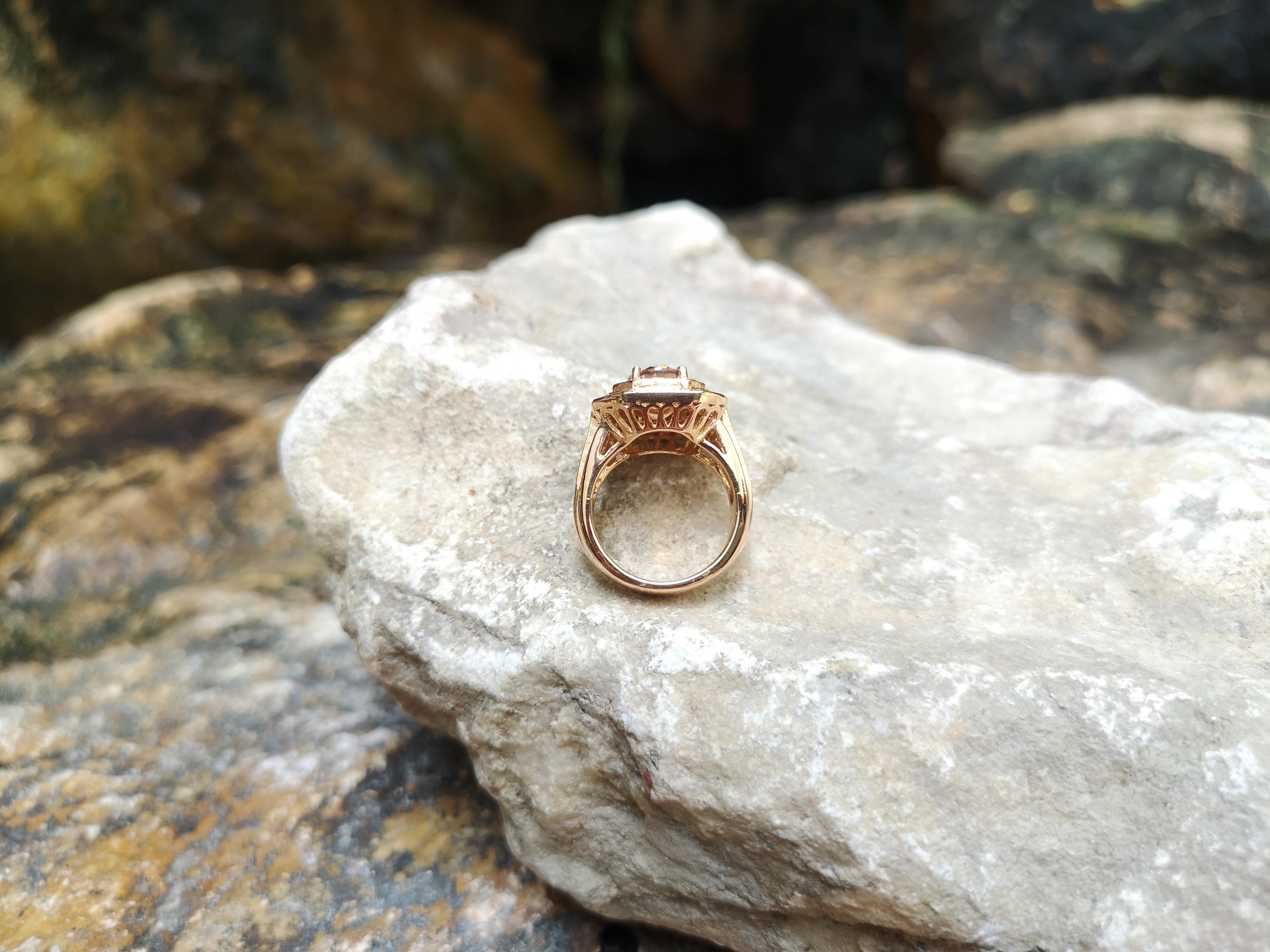 Brown Sapphire with Brown Diamond and Diamond Ring Set in 18 Karat Rose Gold For Sale 2