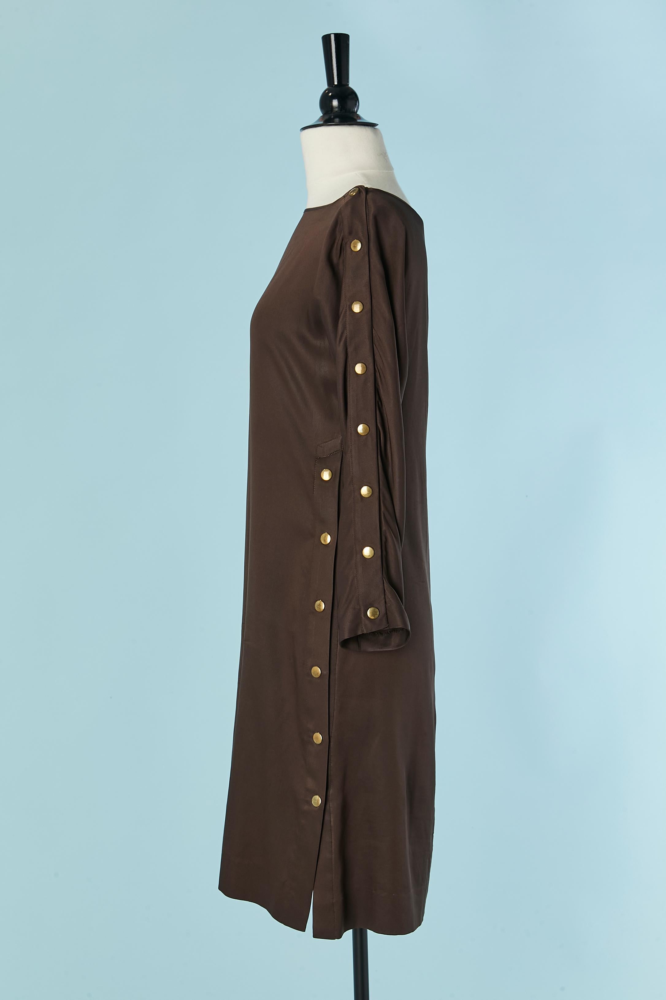Brown silk dress with snaps CHLOE Excellent état - En vente à Saint-Ouen-Sur-Seine, FR