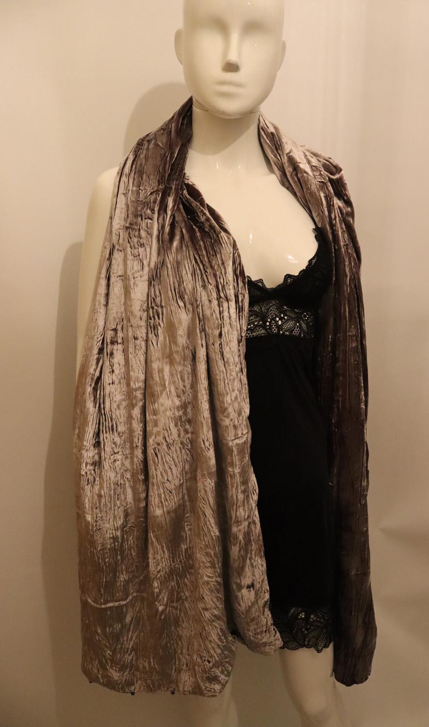 Black Dusty Pink /Lilac Silk Velvet Shawl For Sale