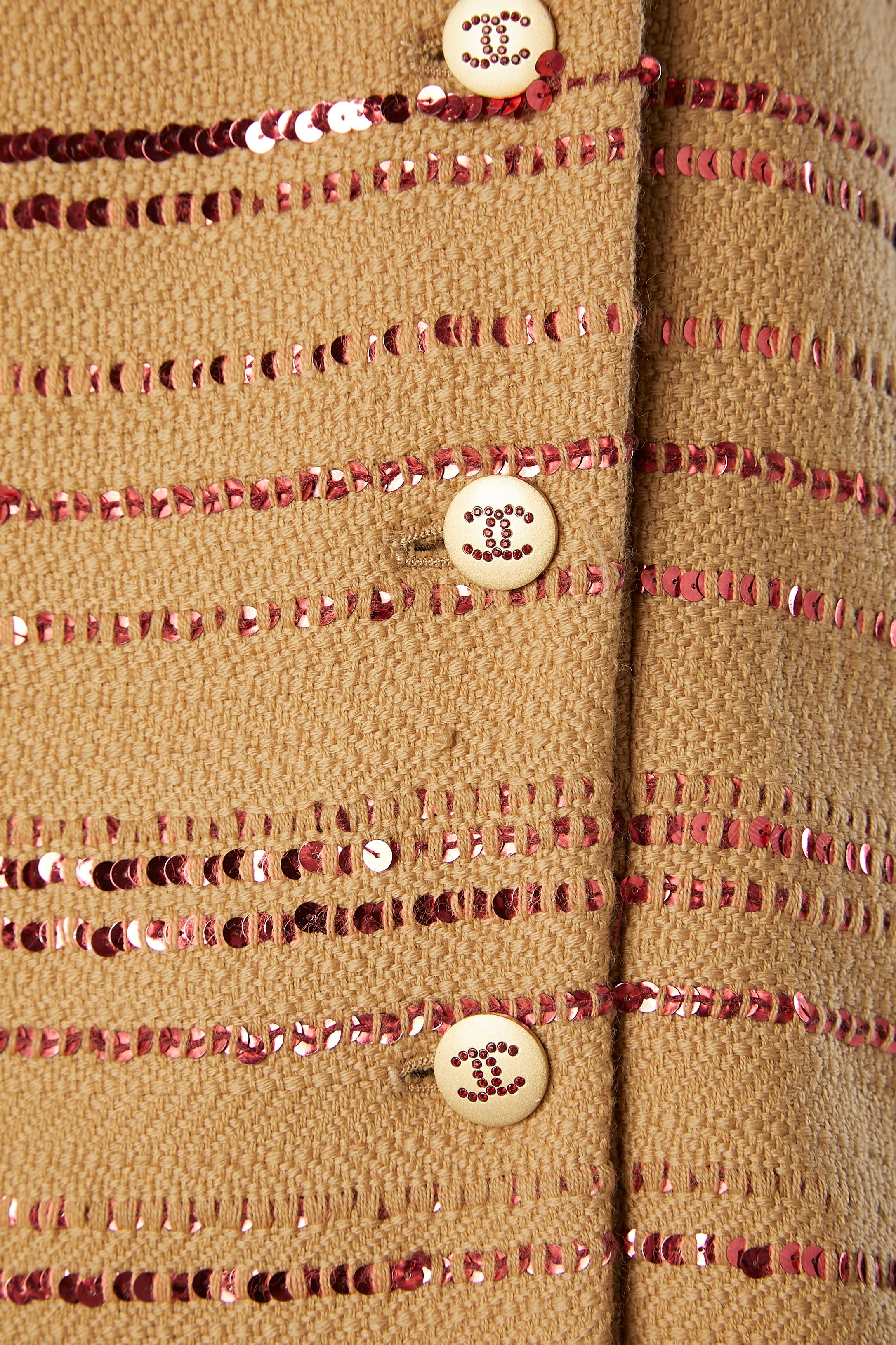 Brown sleeveless skirt-suit with pink sequin Chanel  In Excellent Condition For Sale In Saint-Ouen-Sur-Seine, FR