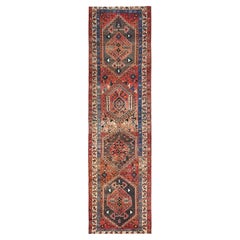 Brown Soft Wool Hand Knotted Vintage Persian Shiraz Rustic Look Clean Runner Rug (tapis de course en laine douce nouée à la main)