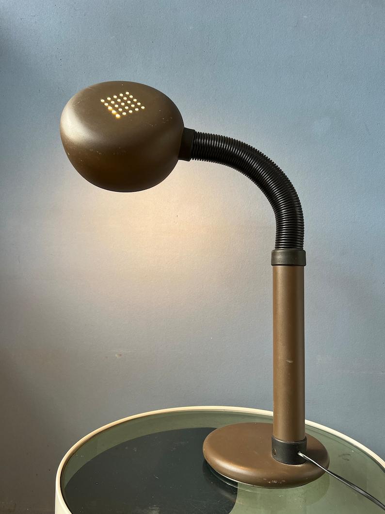 Brown Space Age Desk Lamp with Adjustable Arm, 1970s In Good Condition For Sale In ROTTERDAM, ZH