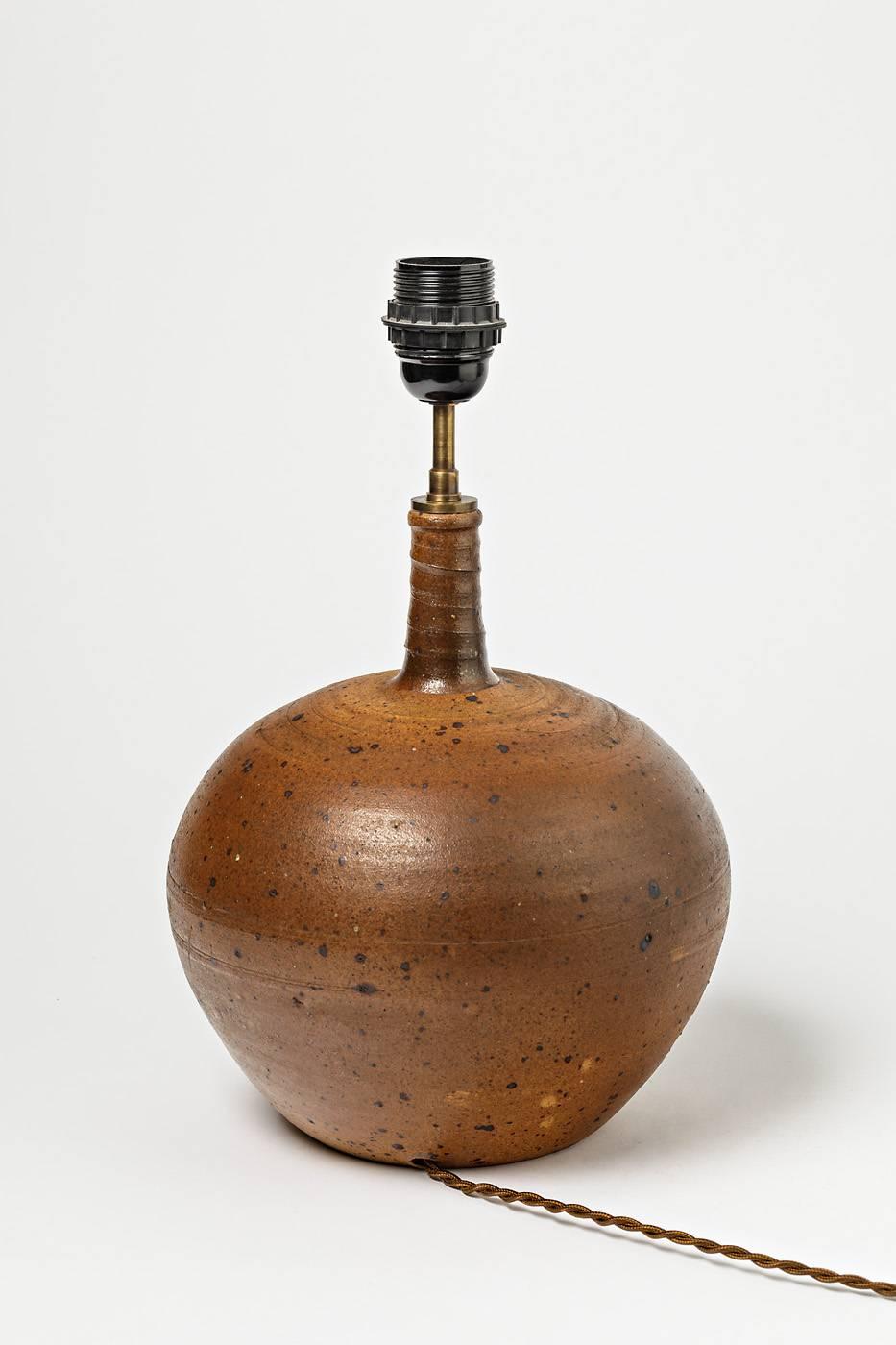 Céramique Lampe de table en céramique de grès brun de l'artiste français Pierre Digan La Borne en vente