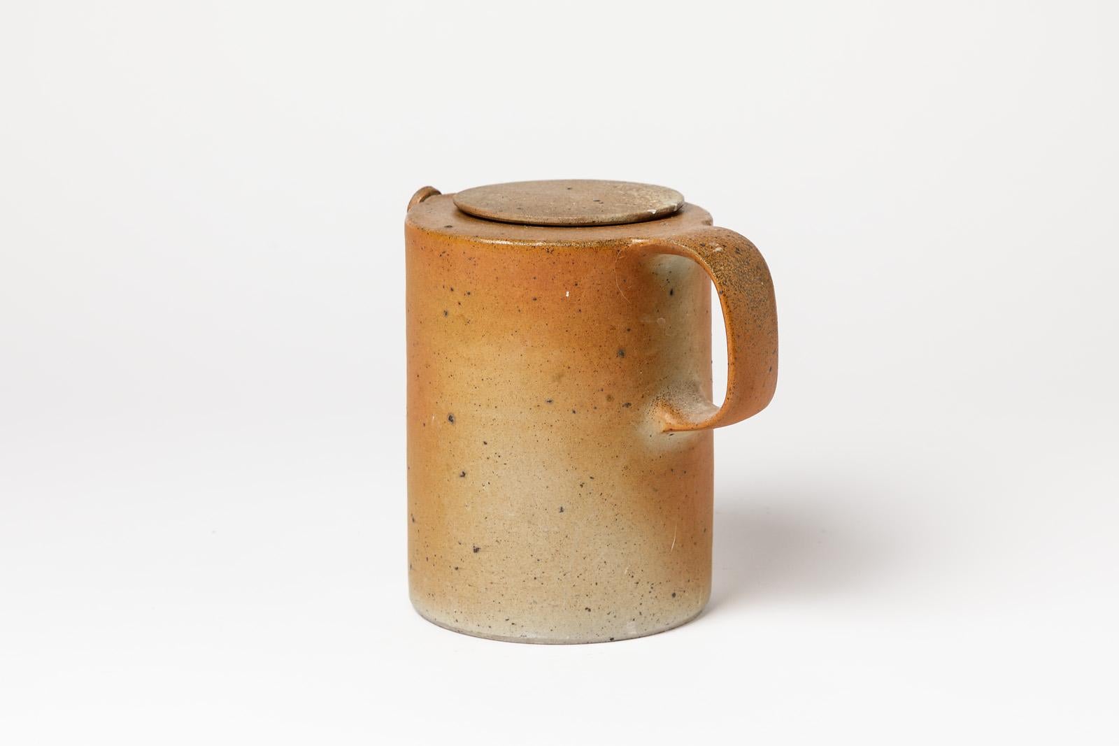 Brown Stoneware Ceramic Tea Pot  1970 20th Century Design  In Excellent Condition In Neuilly-en- sancerre, FR