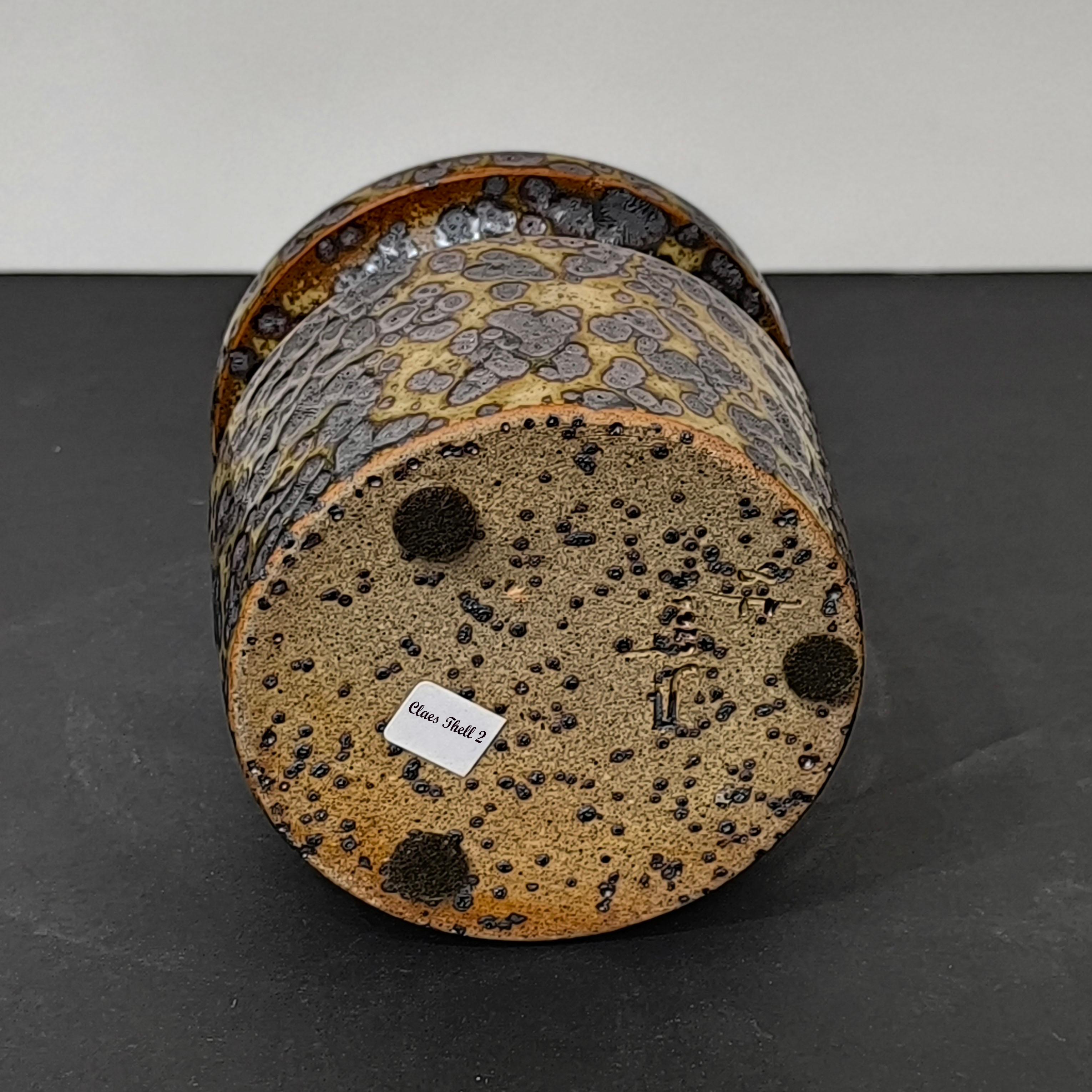 Brown Stoneware Jar by Swedish Ceramist Claes Thell, 1978 For Sale 4